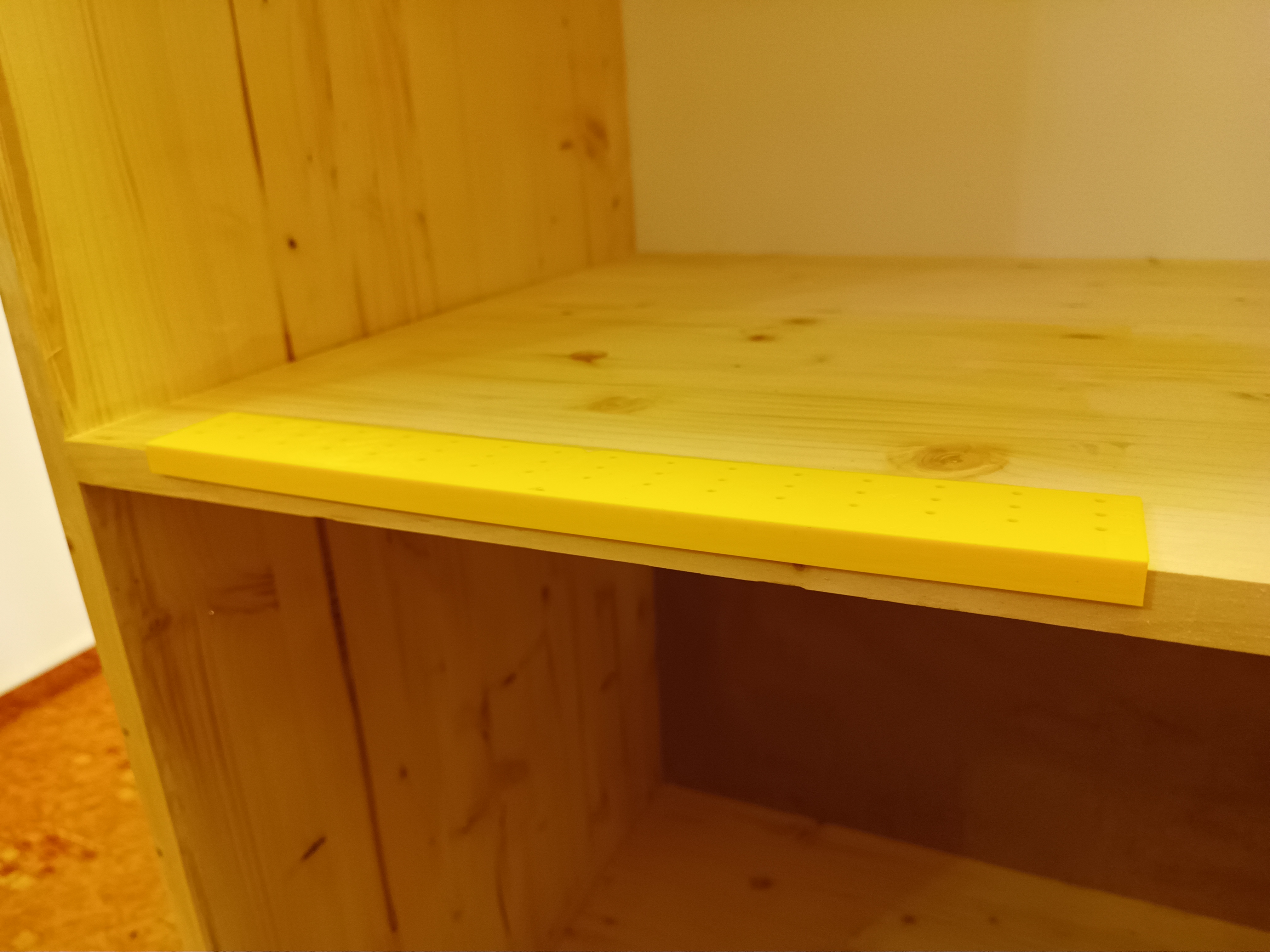 Shelf support drilling template — miniatura 2