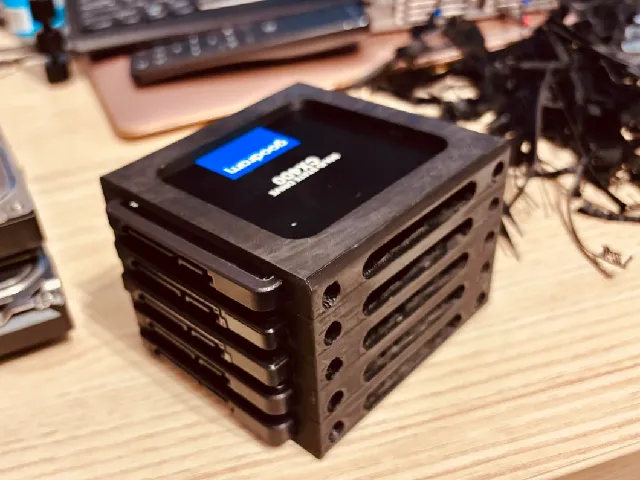A cage for mounting 5 x 2.5” drives (SSD)