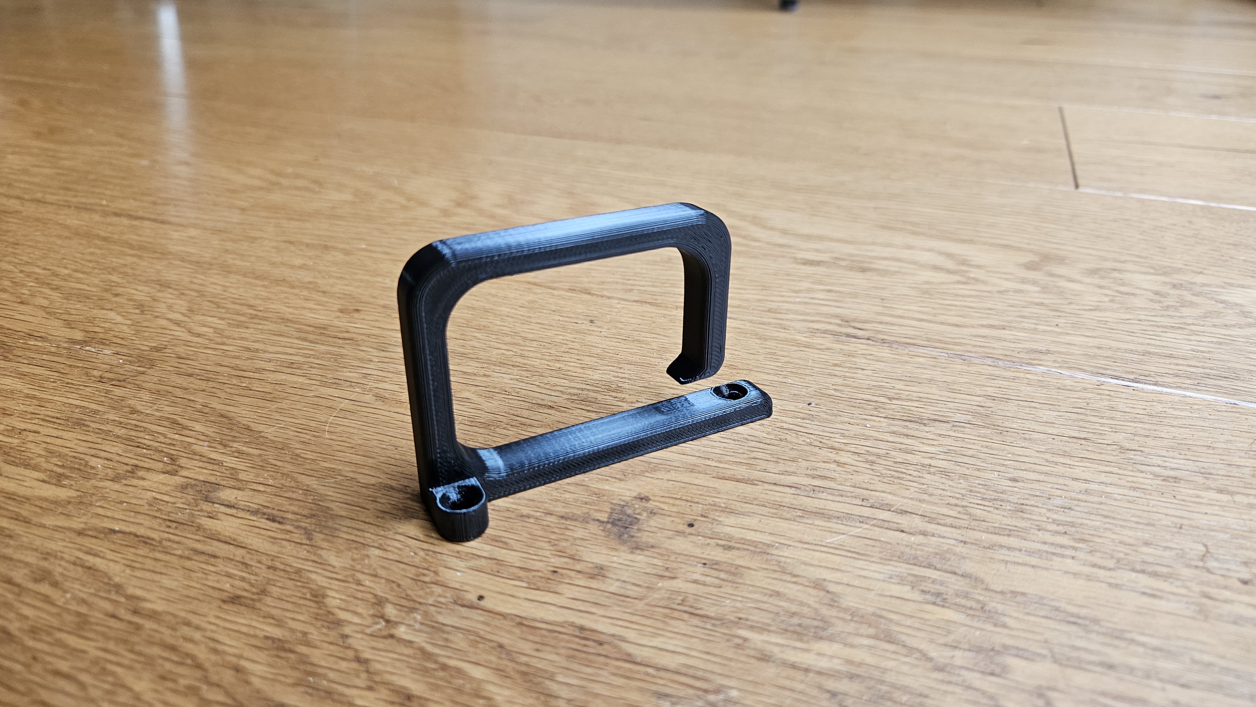 Miniatura 2 do modelo 3D Cable management bracket