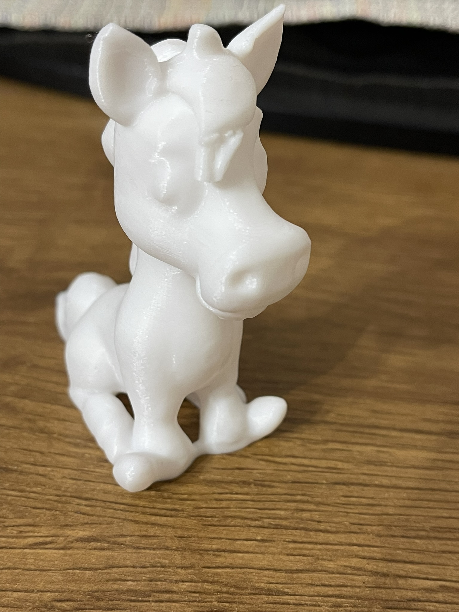 Sitting Horse — thumbnail 2