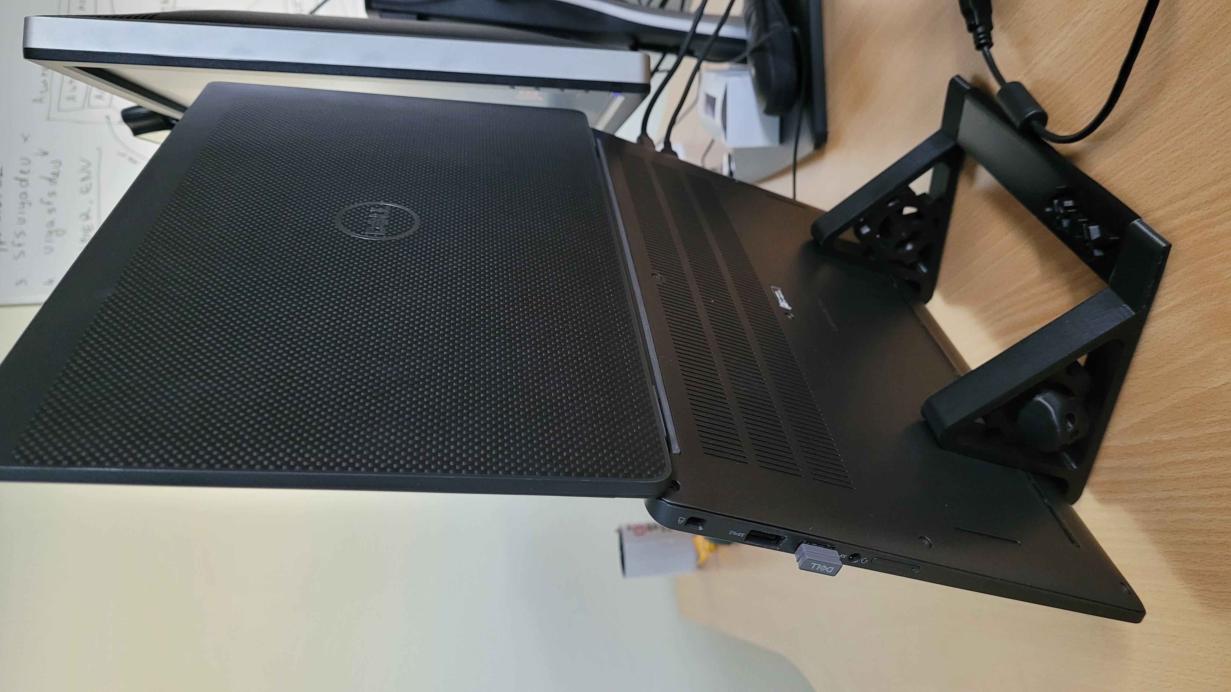 laptop stand