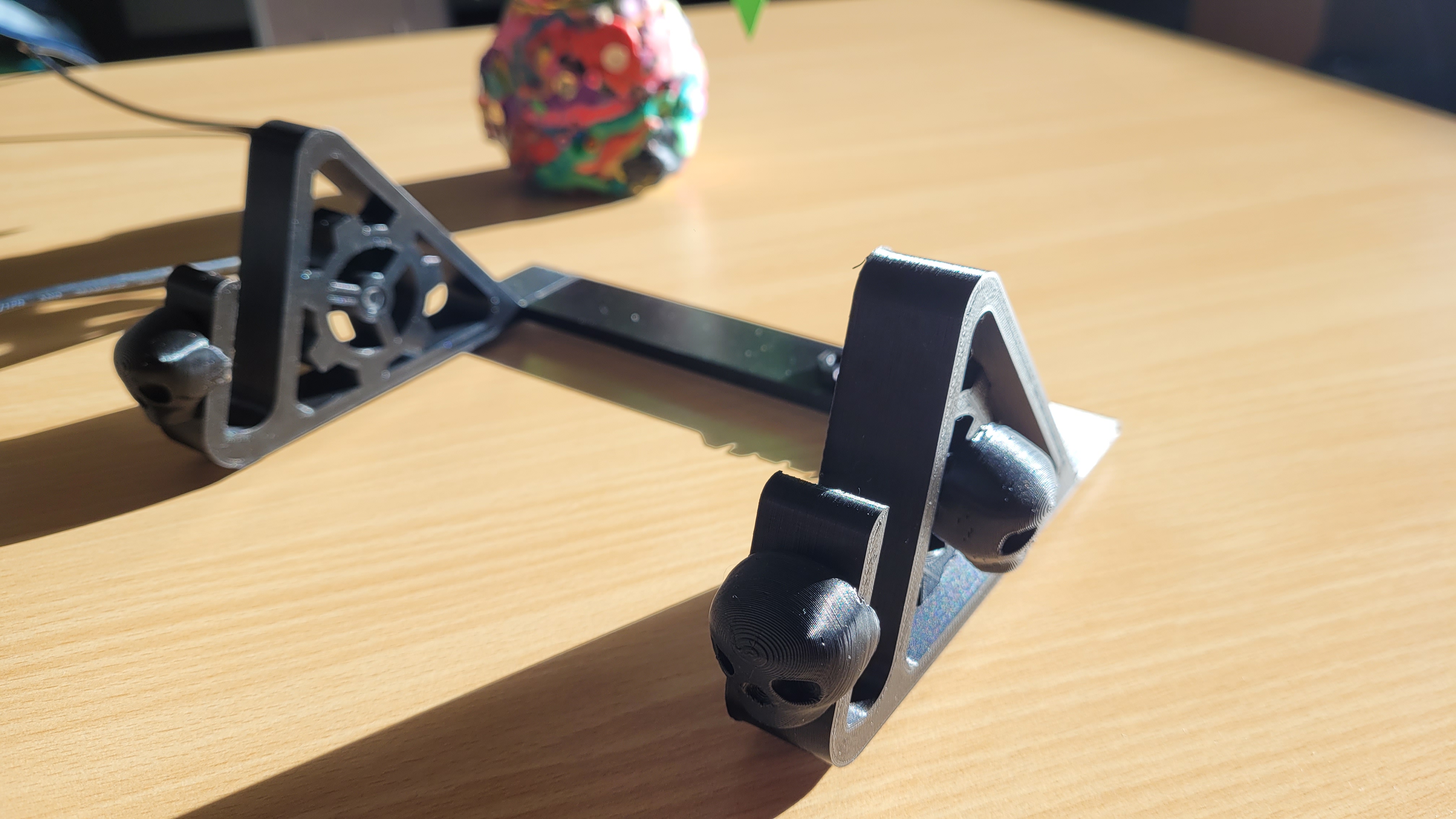 laptop stand — miniatura 4