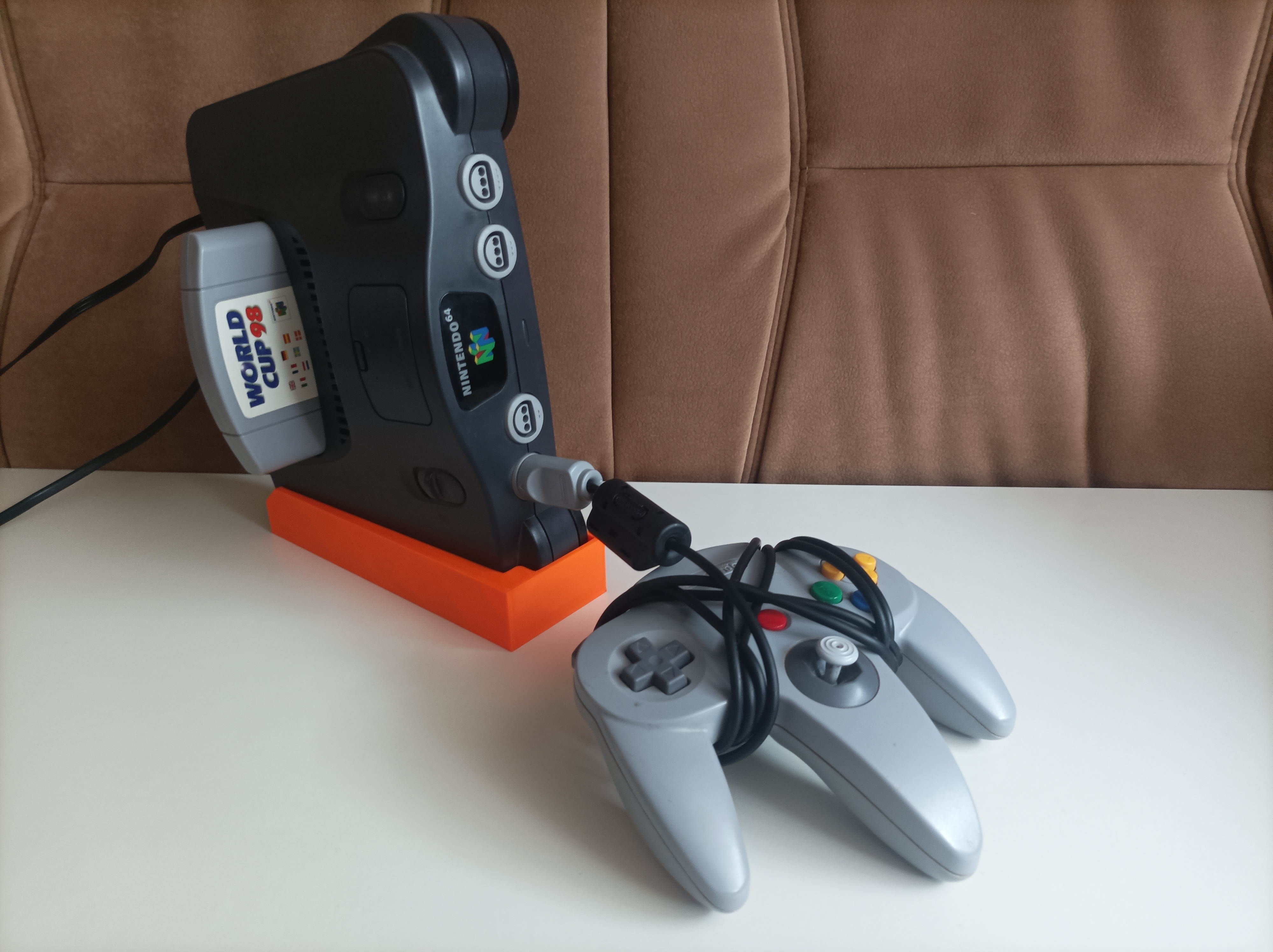 N64 vertical stand