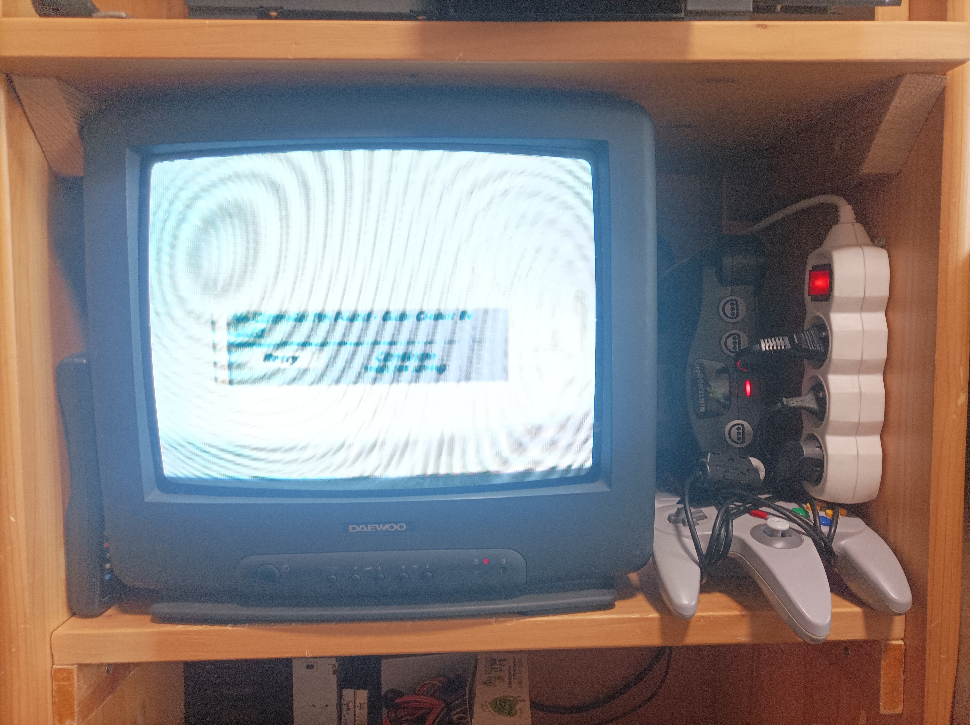 N64 vertical stand — miniatura 3