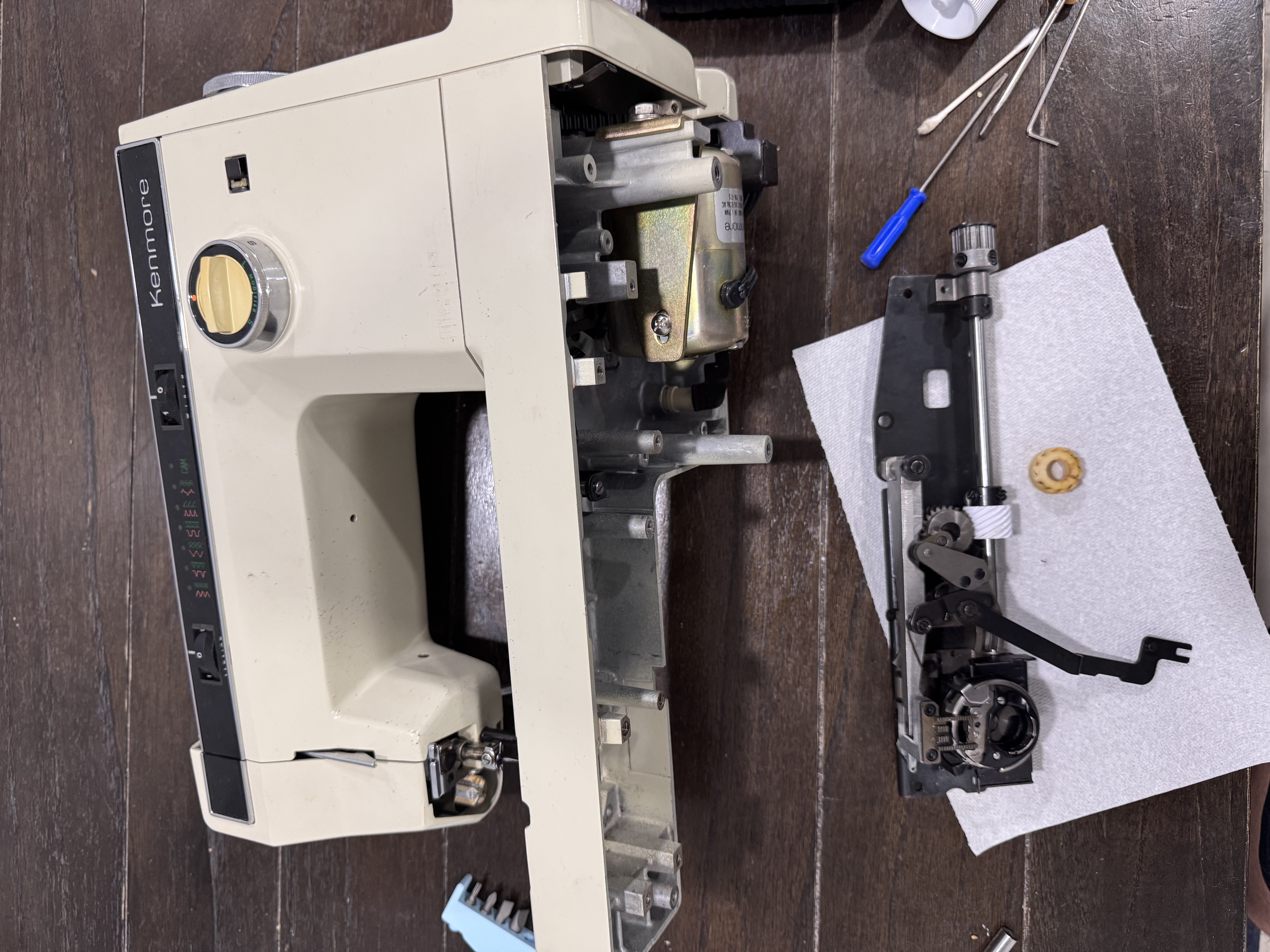 Kenmore 158 Sewing Machine Hook Drive Gear — thumbnail 2