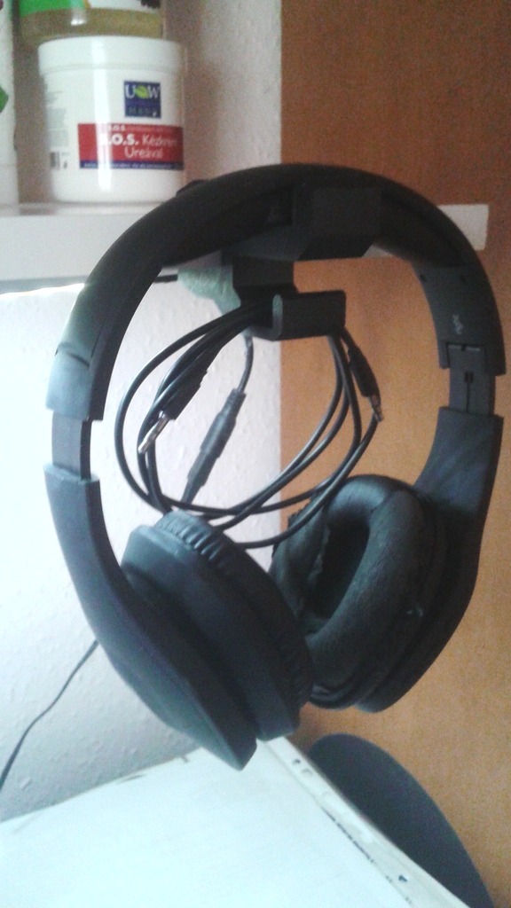 Miniatura 2 do modelo 3D HeadPhone Holder