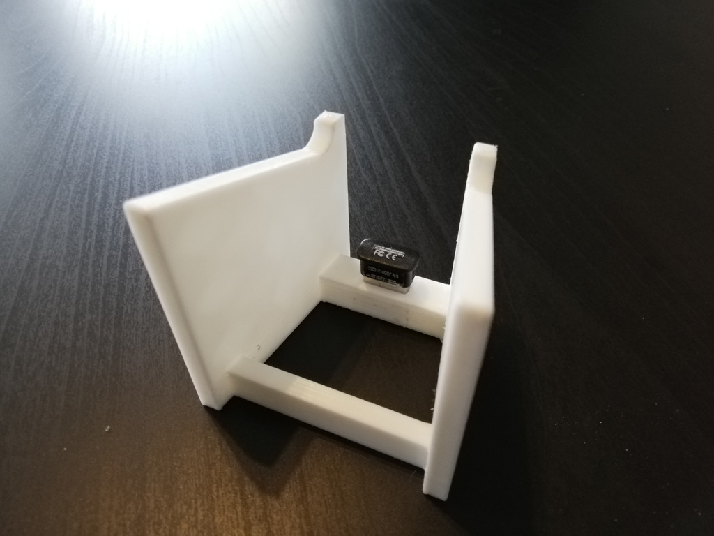 Miniatura 4 do modelo 3D PS4 Controller Stand