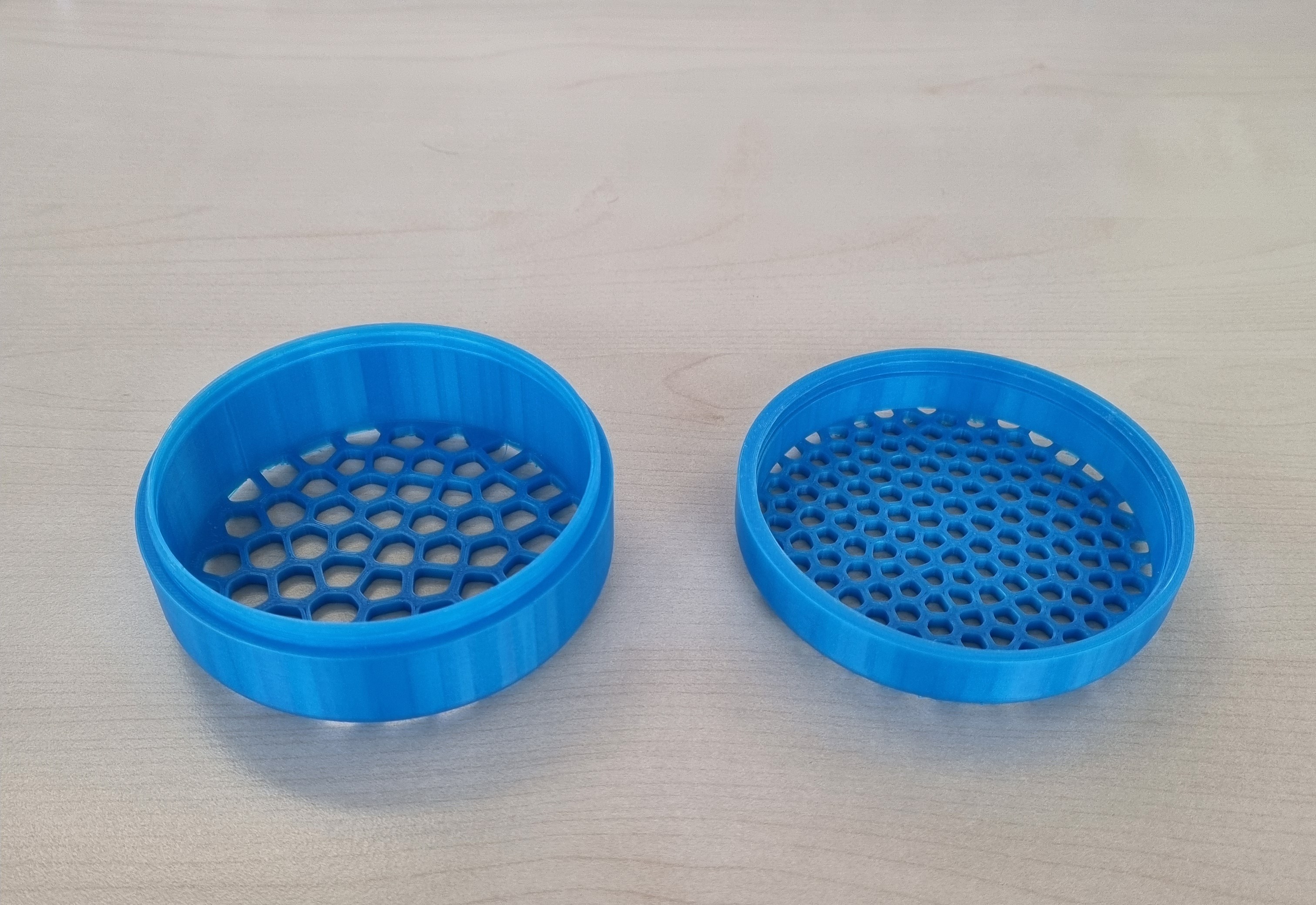 Round case with holes