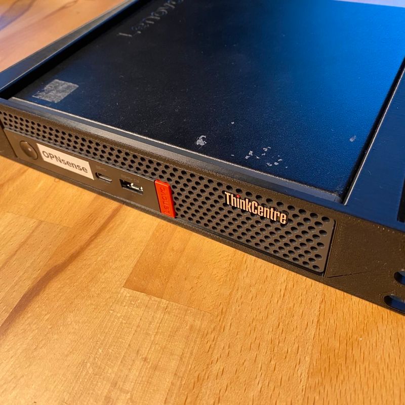 Lenovo ThinkCentre Tiny 10＂ Rack Mount - now with optional Keystone ...