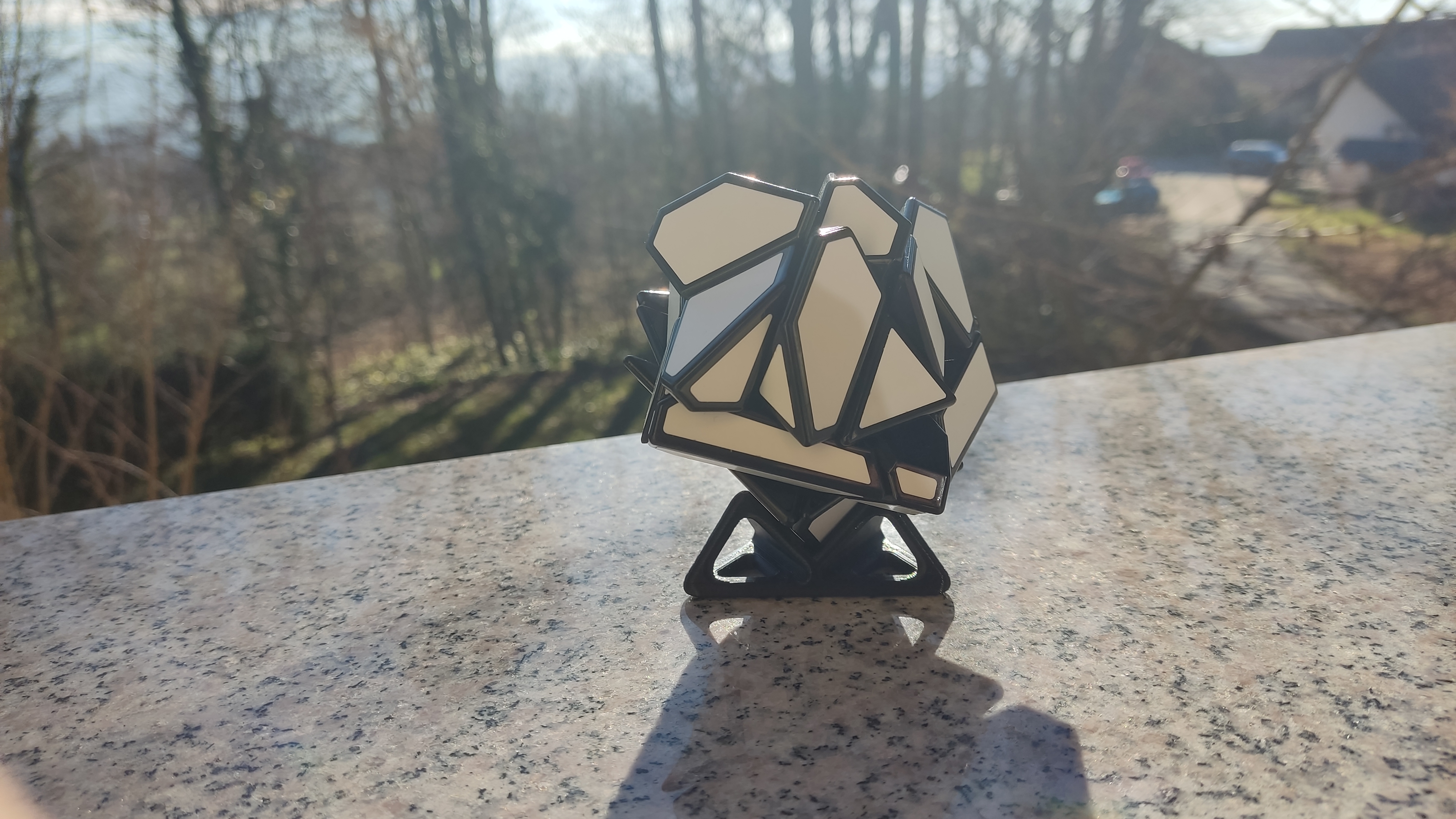 Miniatura 4 do modelo 3D Rubik's Cube Stand