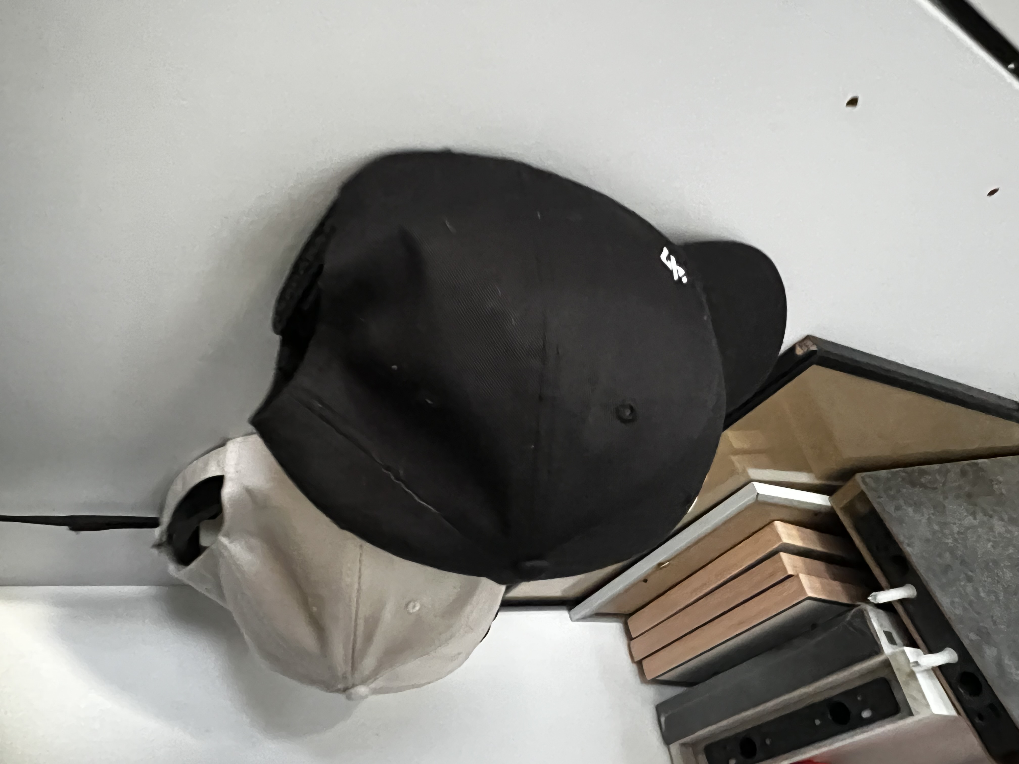 Cap wall mount