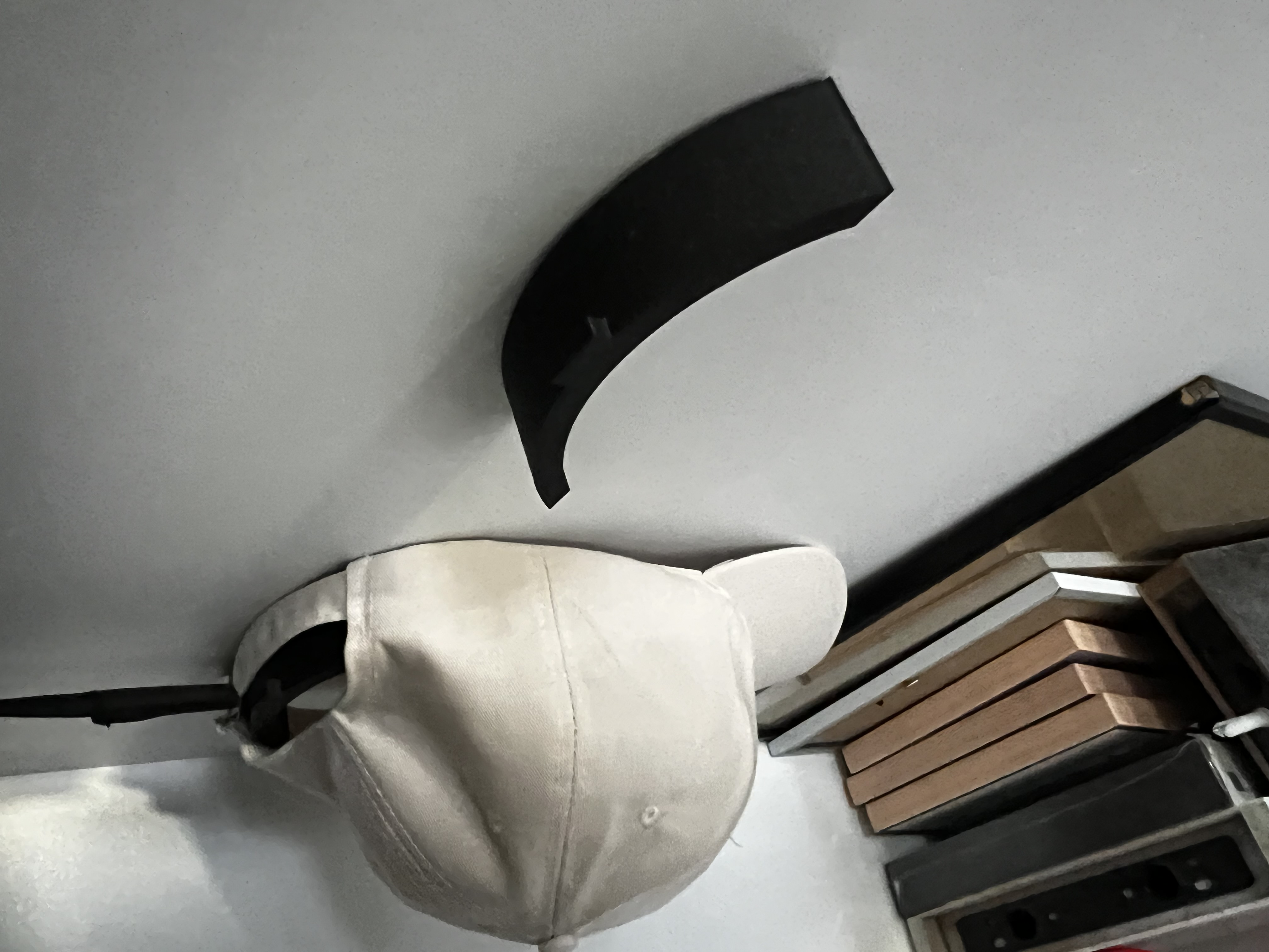 Cap wall mount — miniatura 2