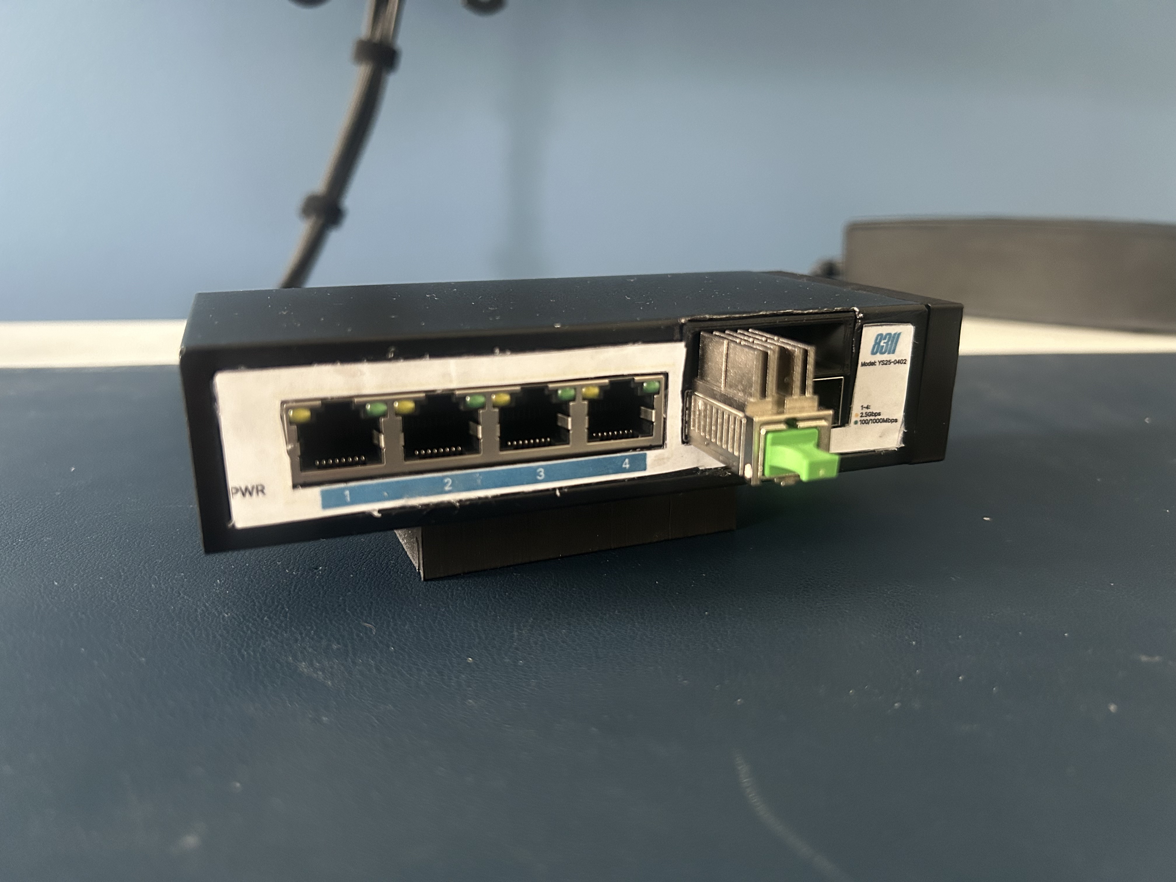 8311 Yuanley 6 Port 2.5G Switch WAS-110 SFP Module Cooler
