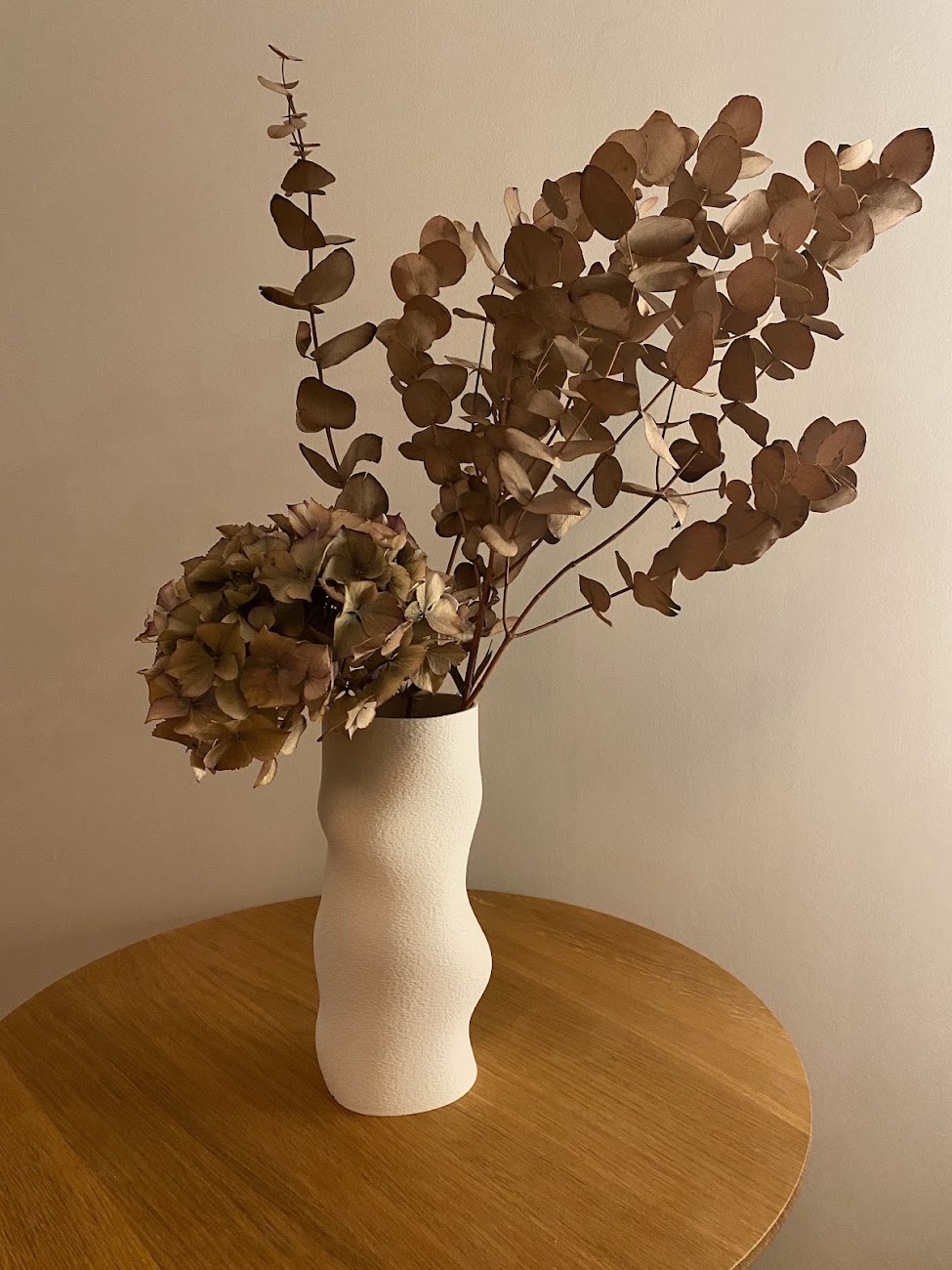 Elegant Textured Vase with Fuzzy Skin