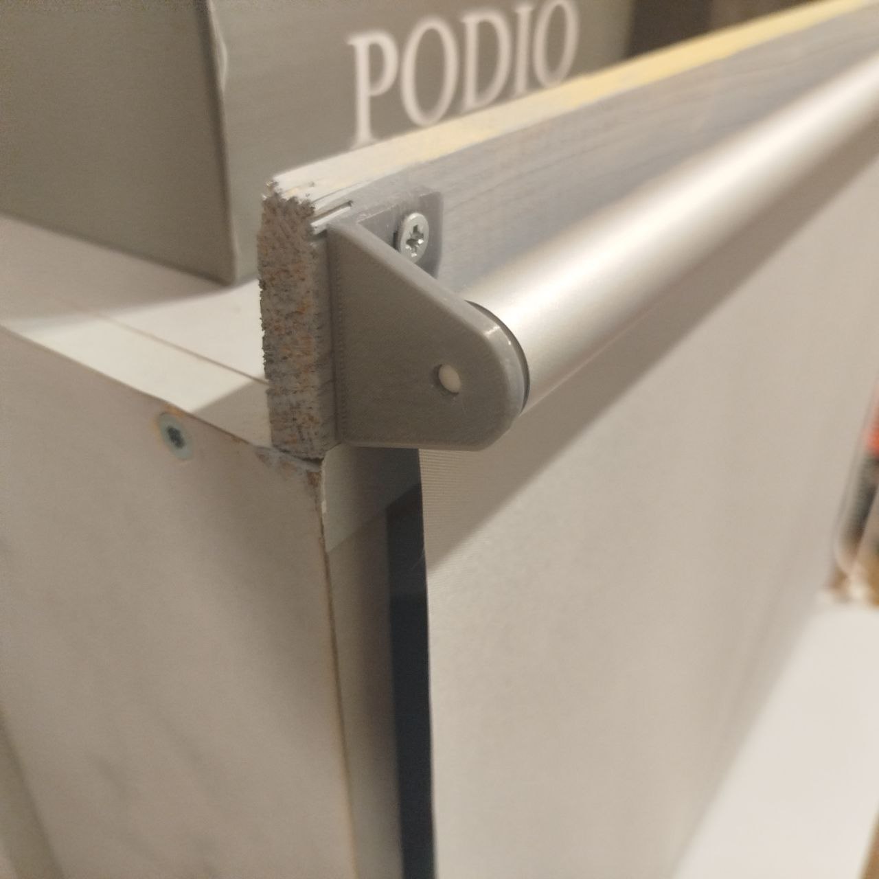 mounting for roller blinds