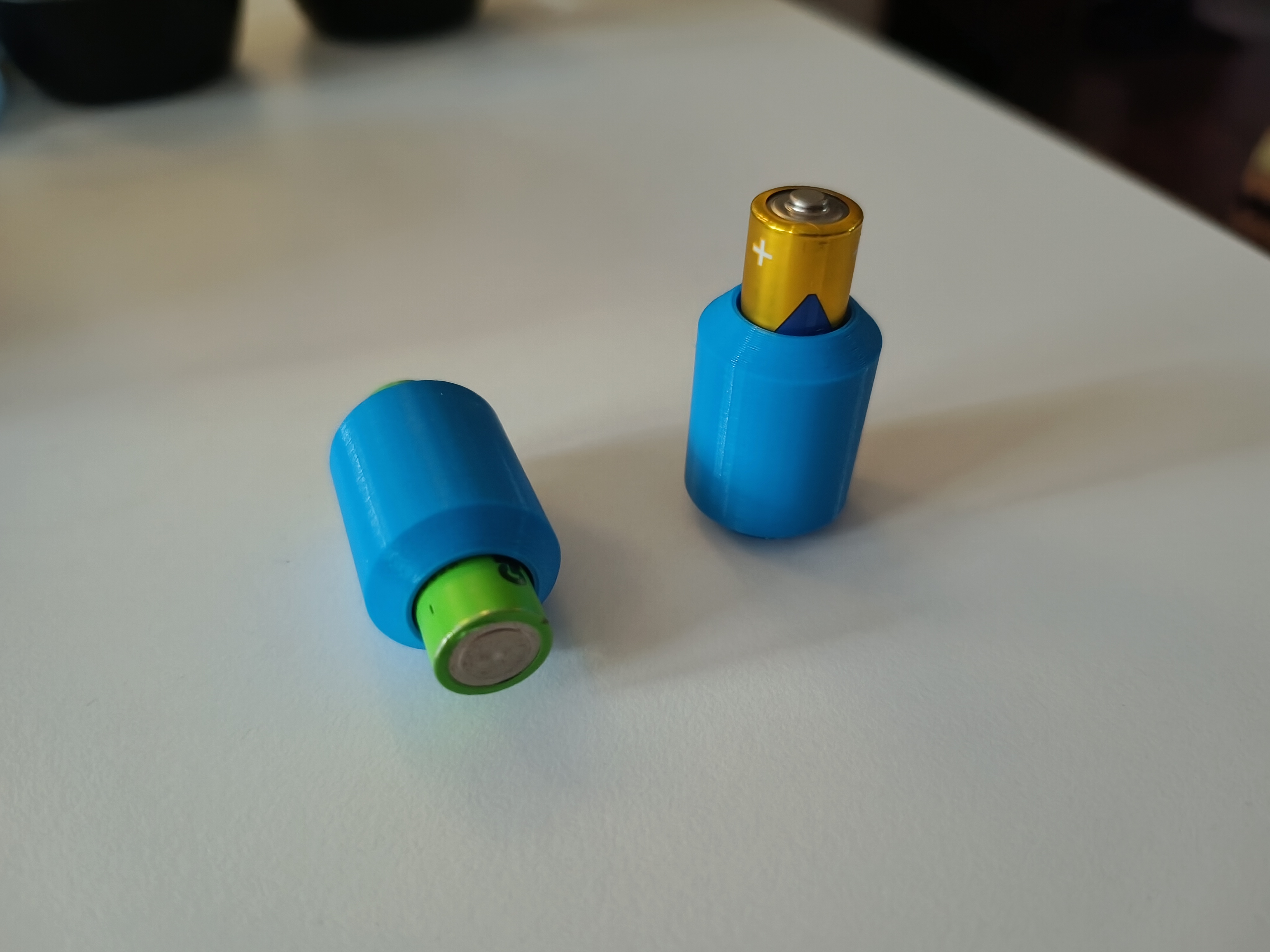 LR6 to LR14 adaptor