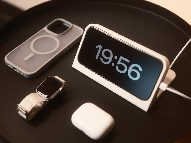 Standby Dock for iPhone - USB Version