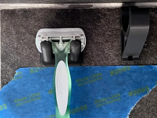 Razor Holder