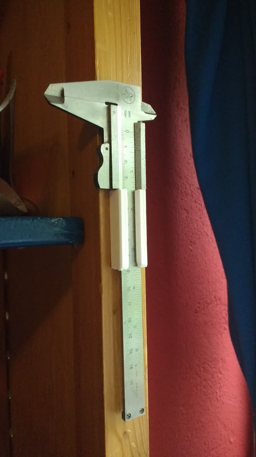 Universal Caliper Hanger