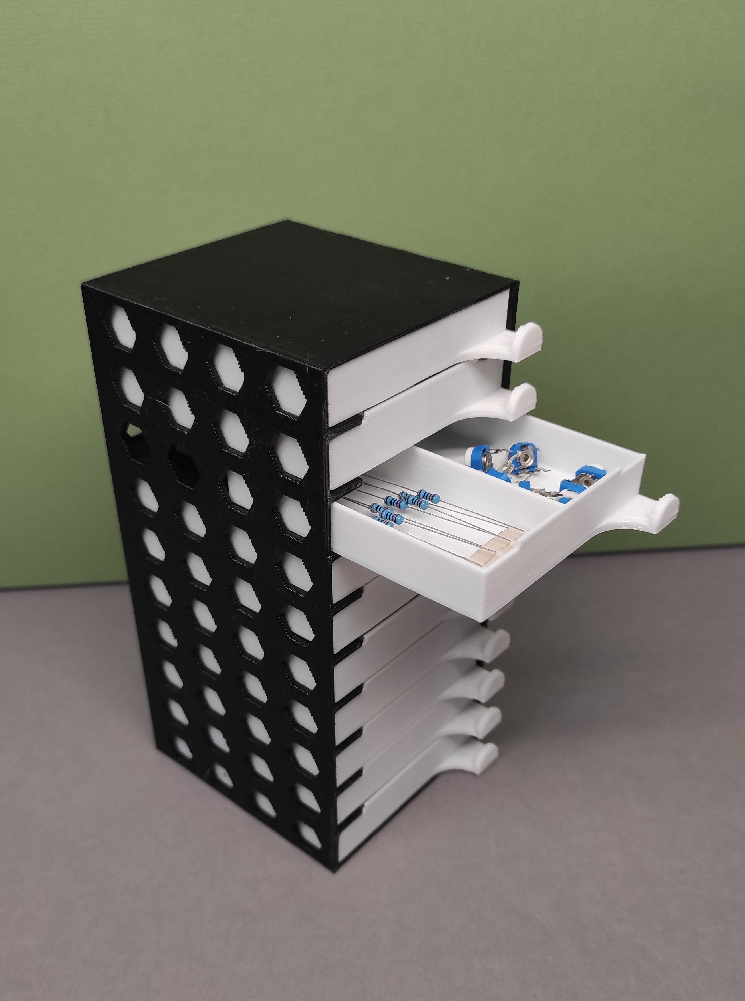 Organizer / resistor / electronics — thumbnail 10
