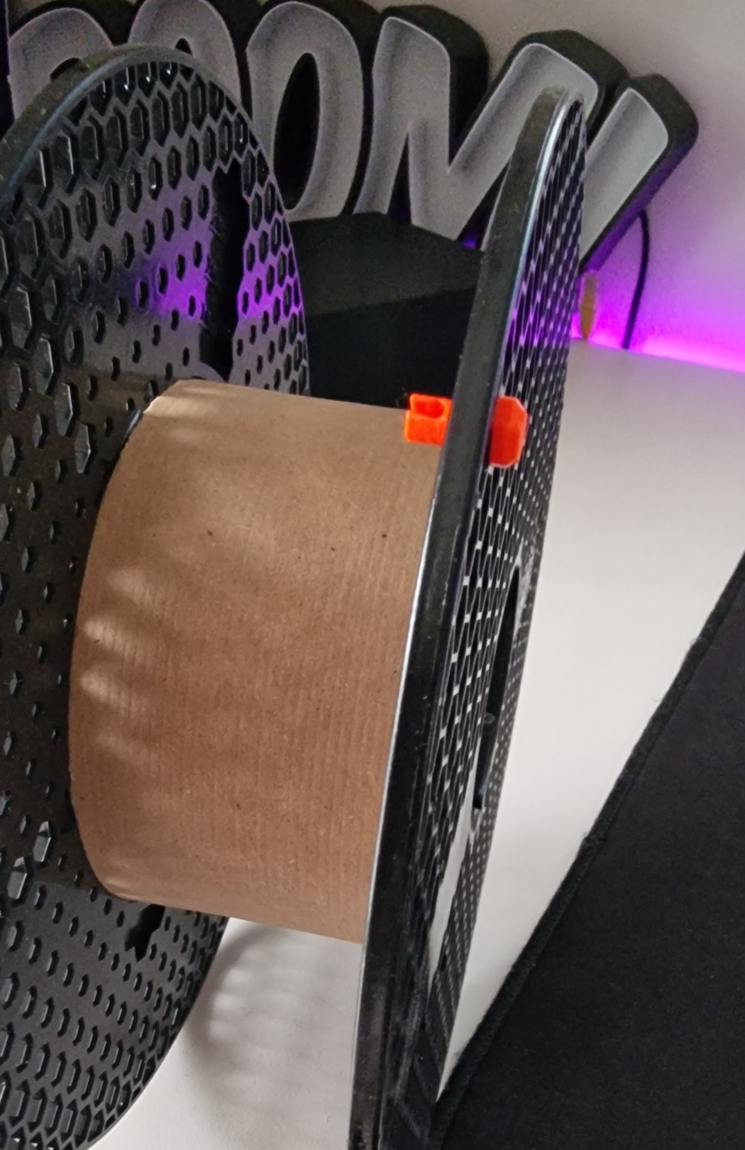 Filament Clip - super lightweight prusament