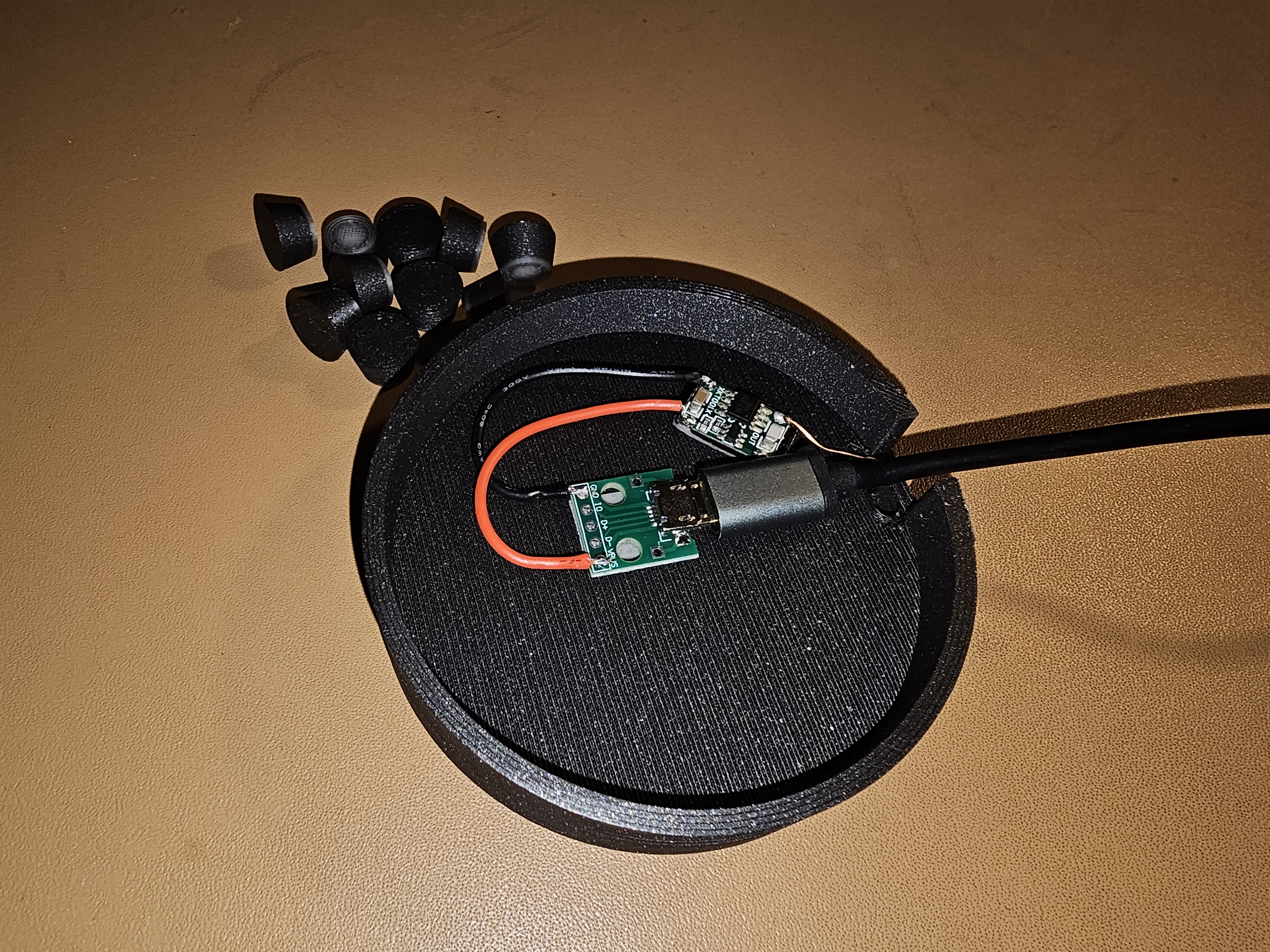 Inductive (wireless) LED toy — miniatura 2