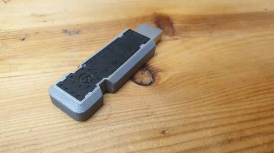Arasaka Thumbdrive — thumbnail 2