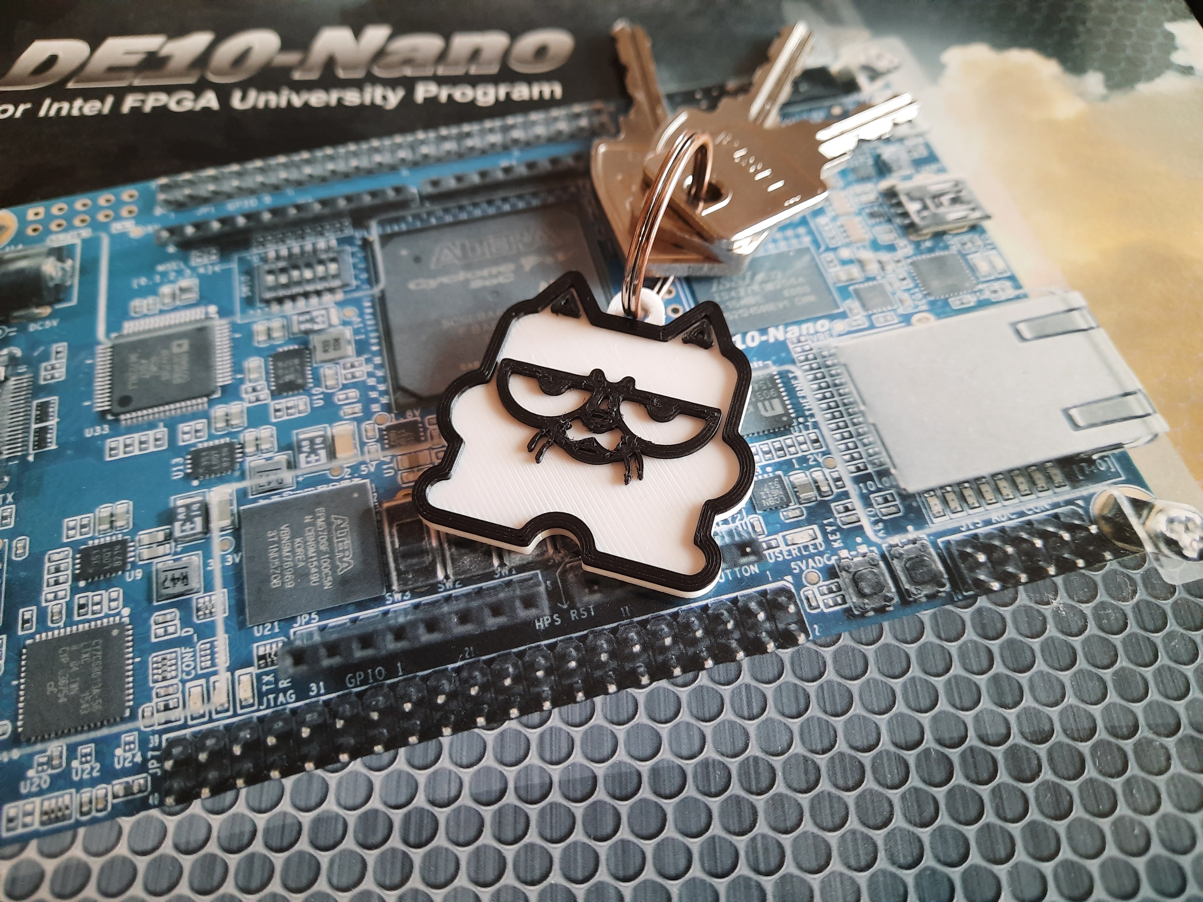MiSTer FPGA Mascot MiSTer Kun Keychain by Hemento Download free STL
