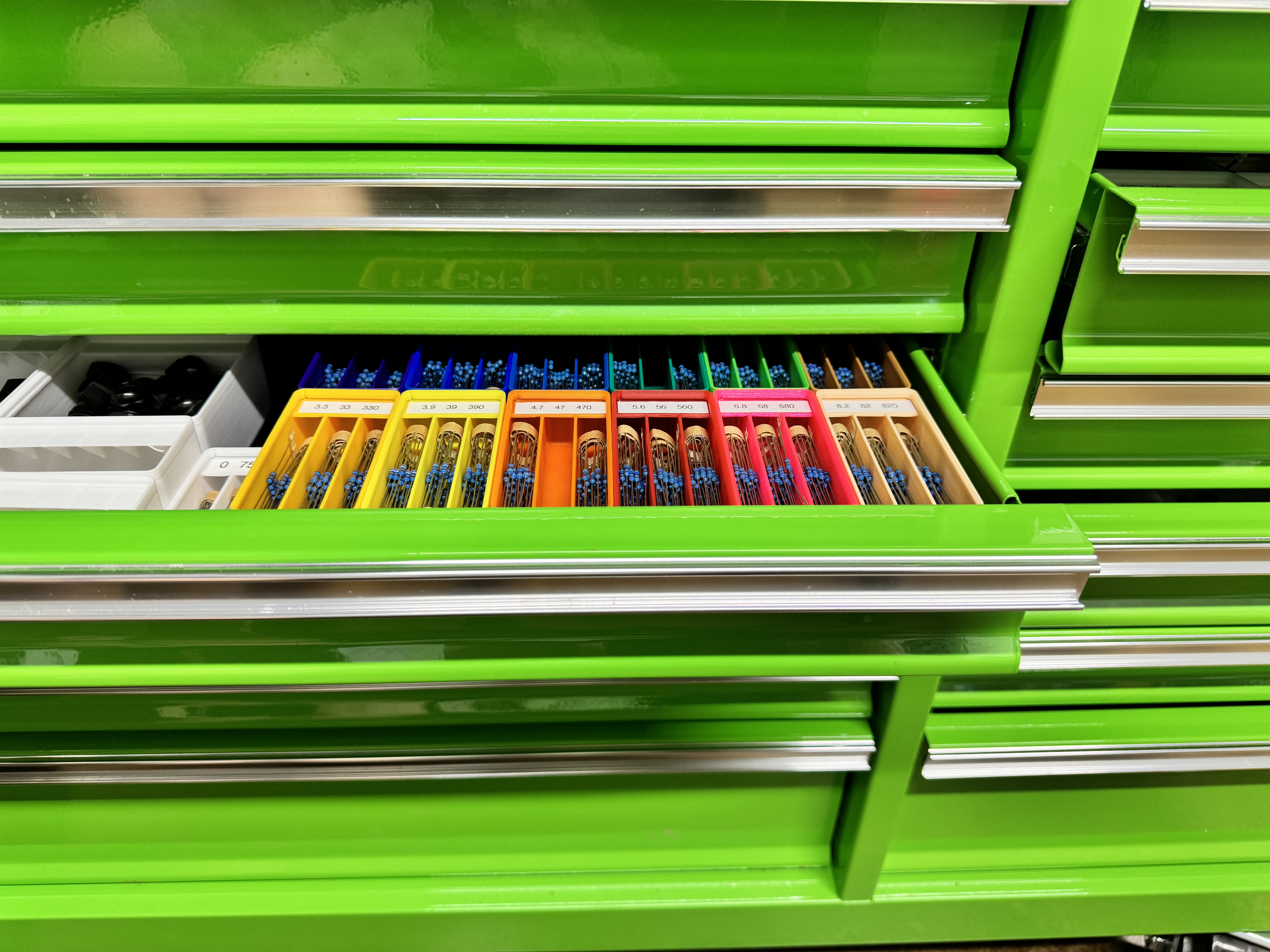 Miniatura 5 do modelo 3D Stackable Resistor Organizers for Gridfinity