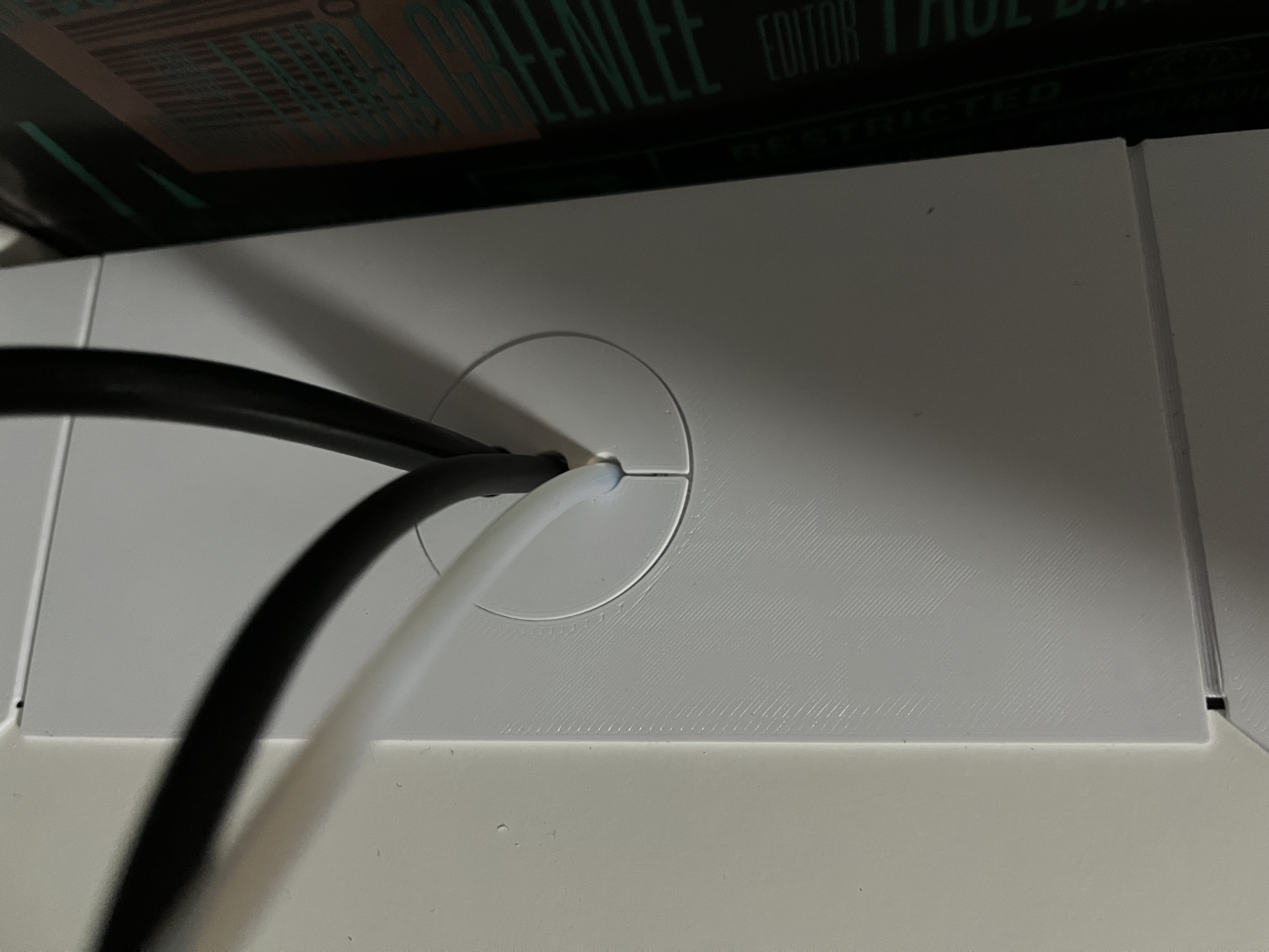Modified middle part with cable passthrough for IKEA Metod Printer enclosure by SJB4127