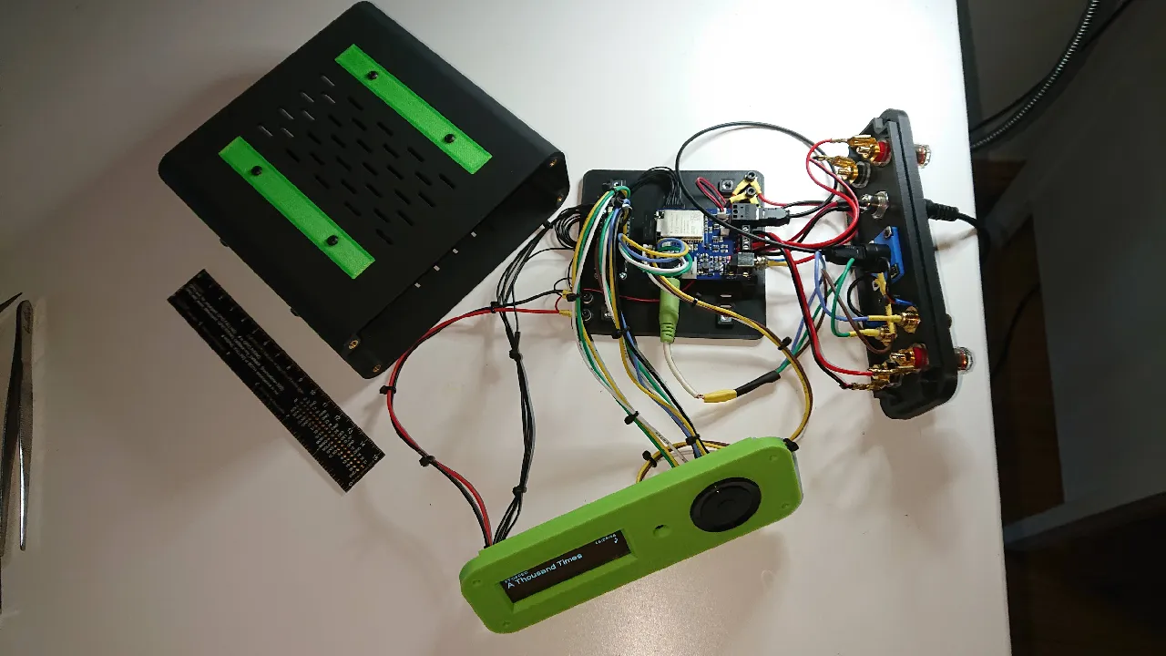 セルブロック ボディスキャン SqueezeAMP Case V2 by alidaf | Download free STL model