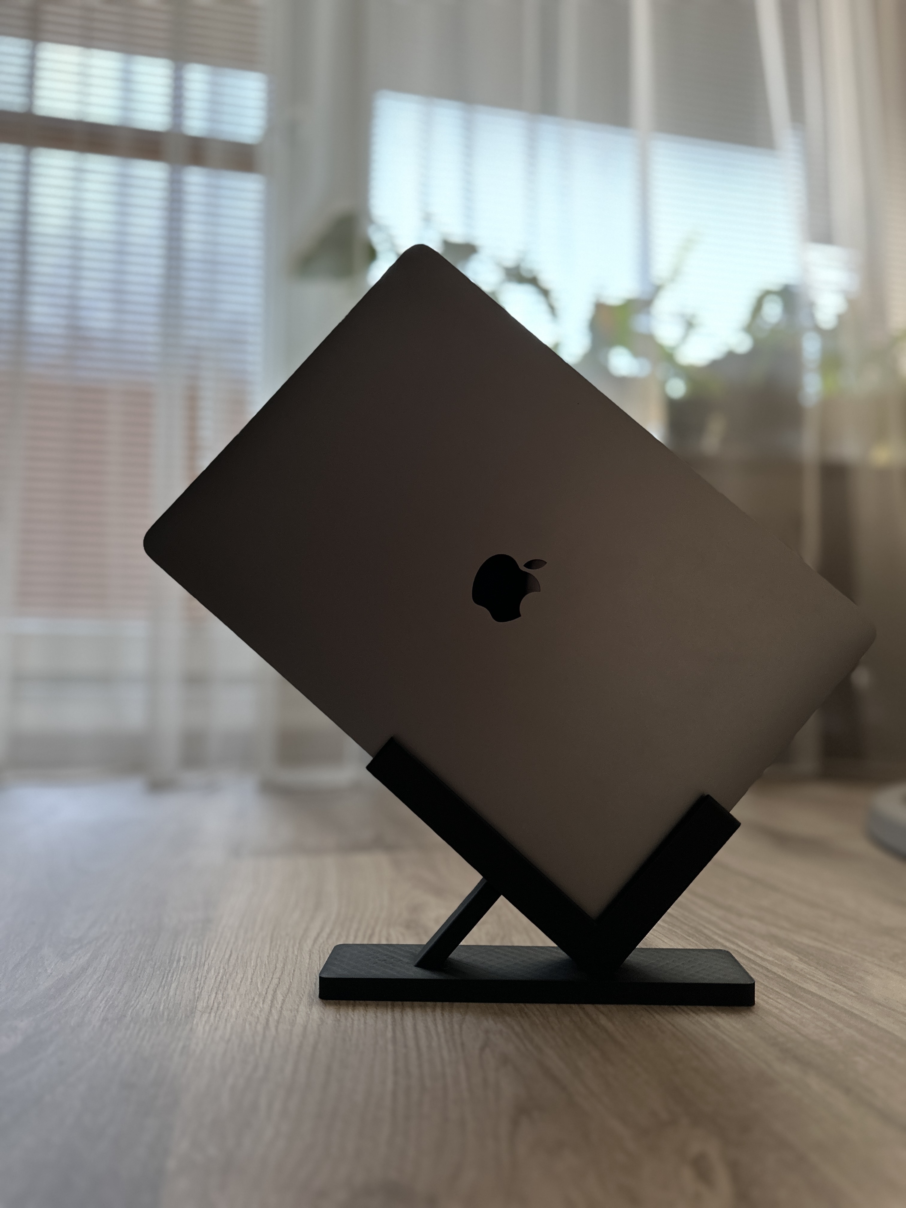MacBook stand