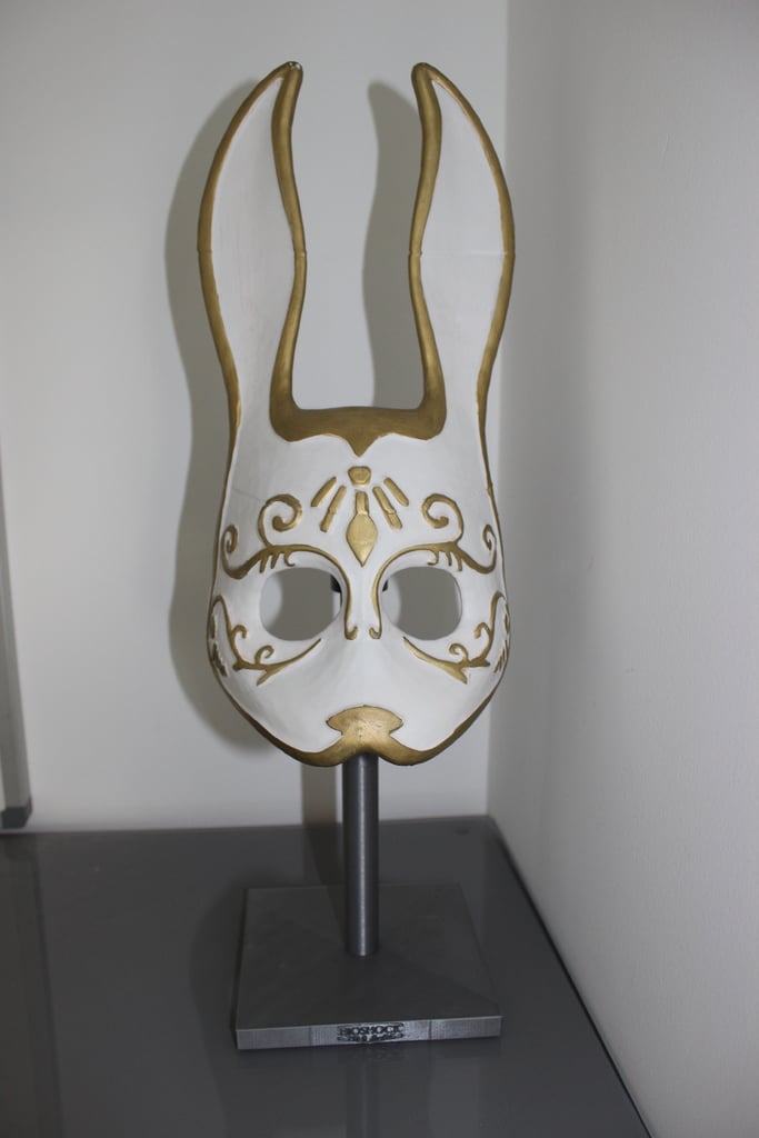 Bioshock mask stand 