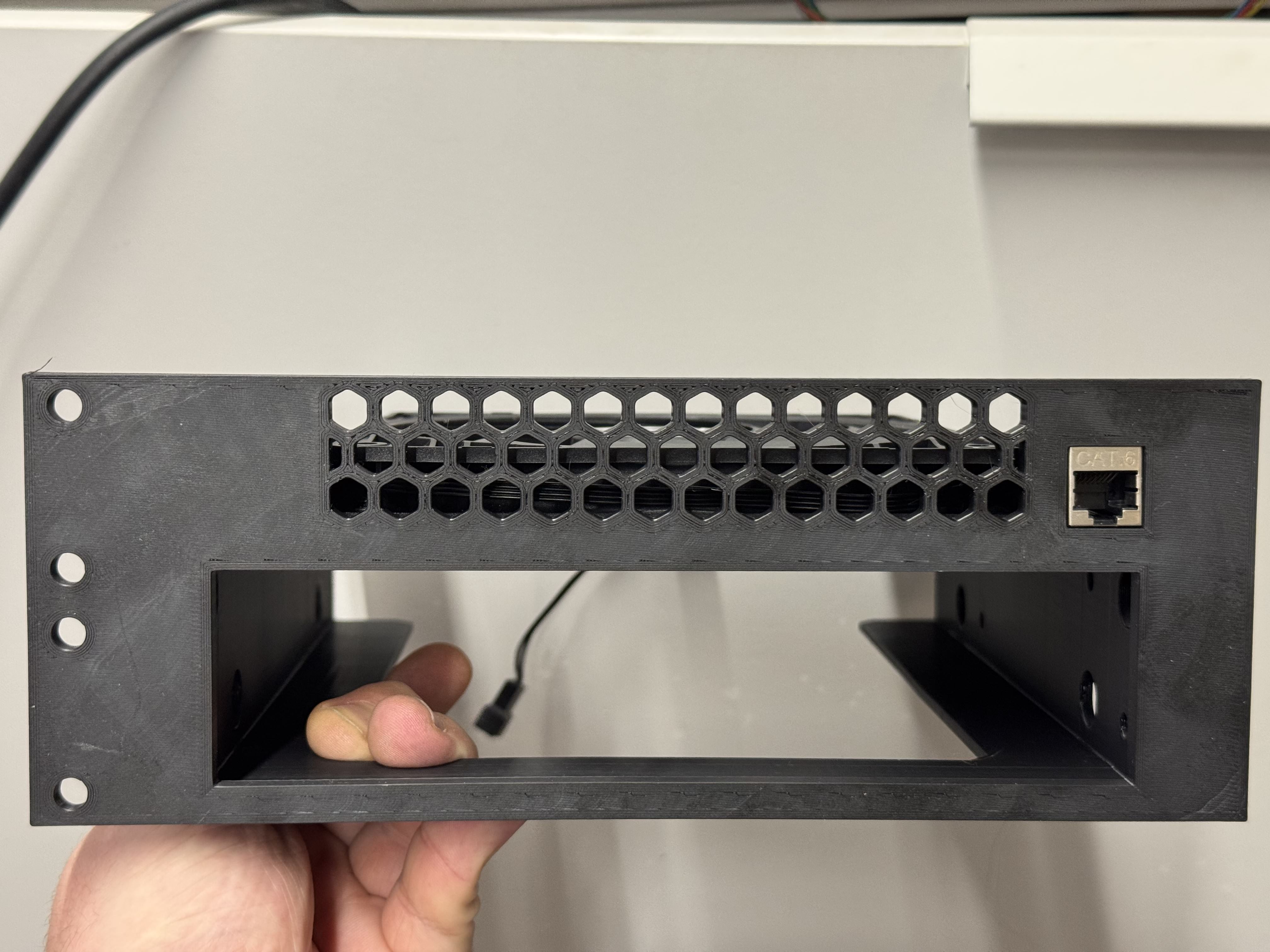 Minisforum MS01 2U rack mount (with fan & keystone) by maze Download free STL model