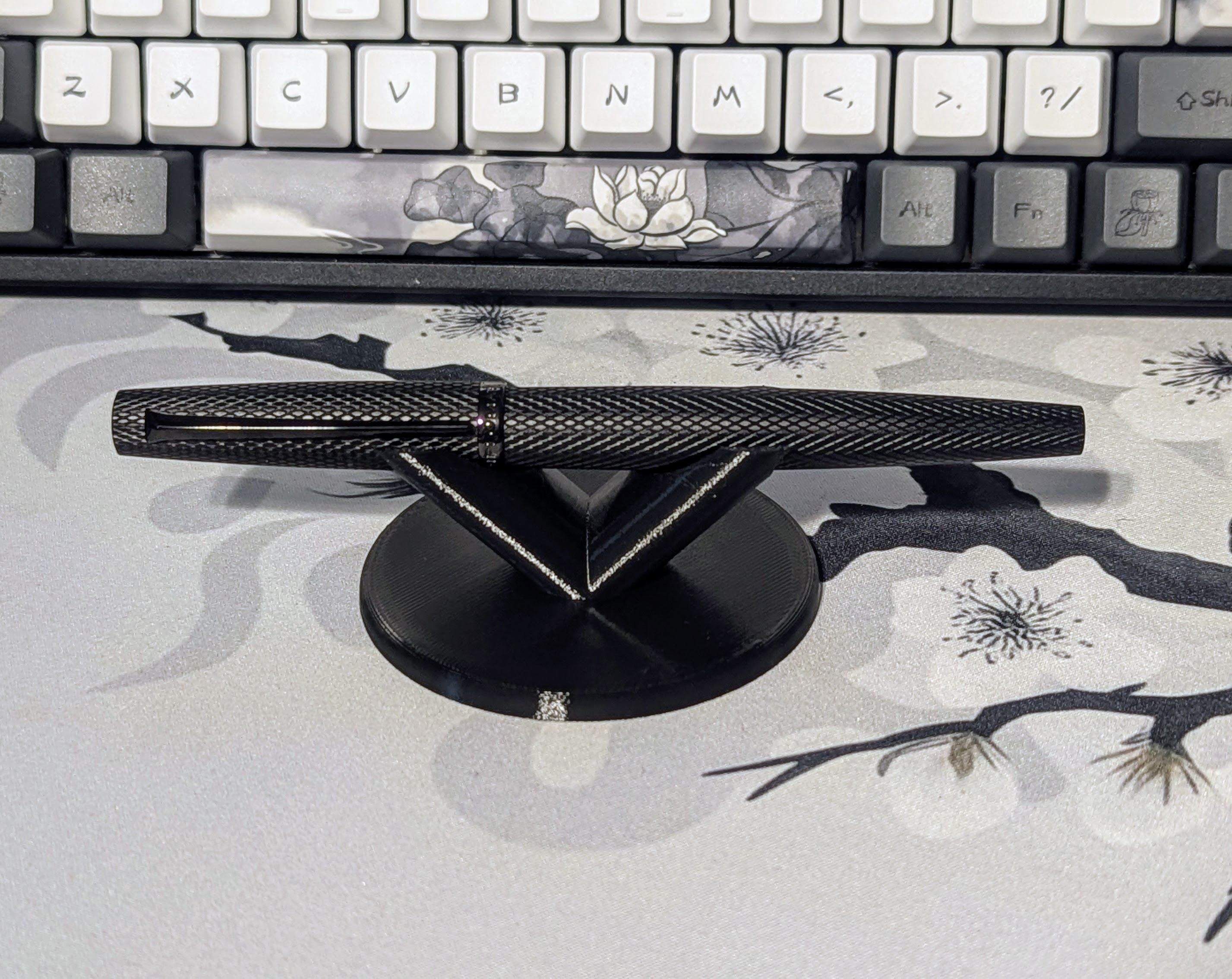 Large Pen/Pencil Stand by 2Slow4U Download free STL model