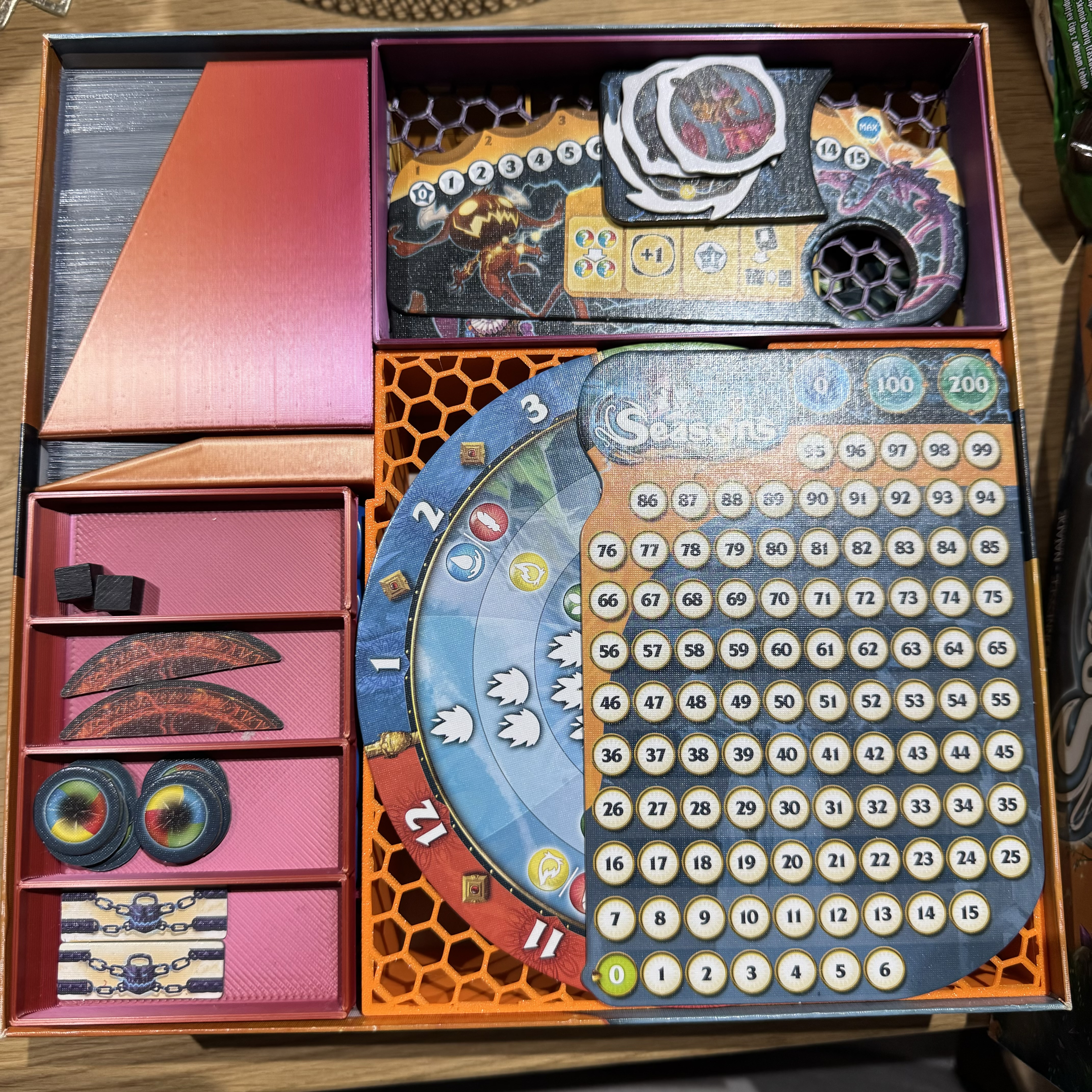 Seasons - Boardgame Organiser that fits all expansions