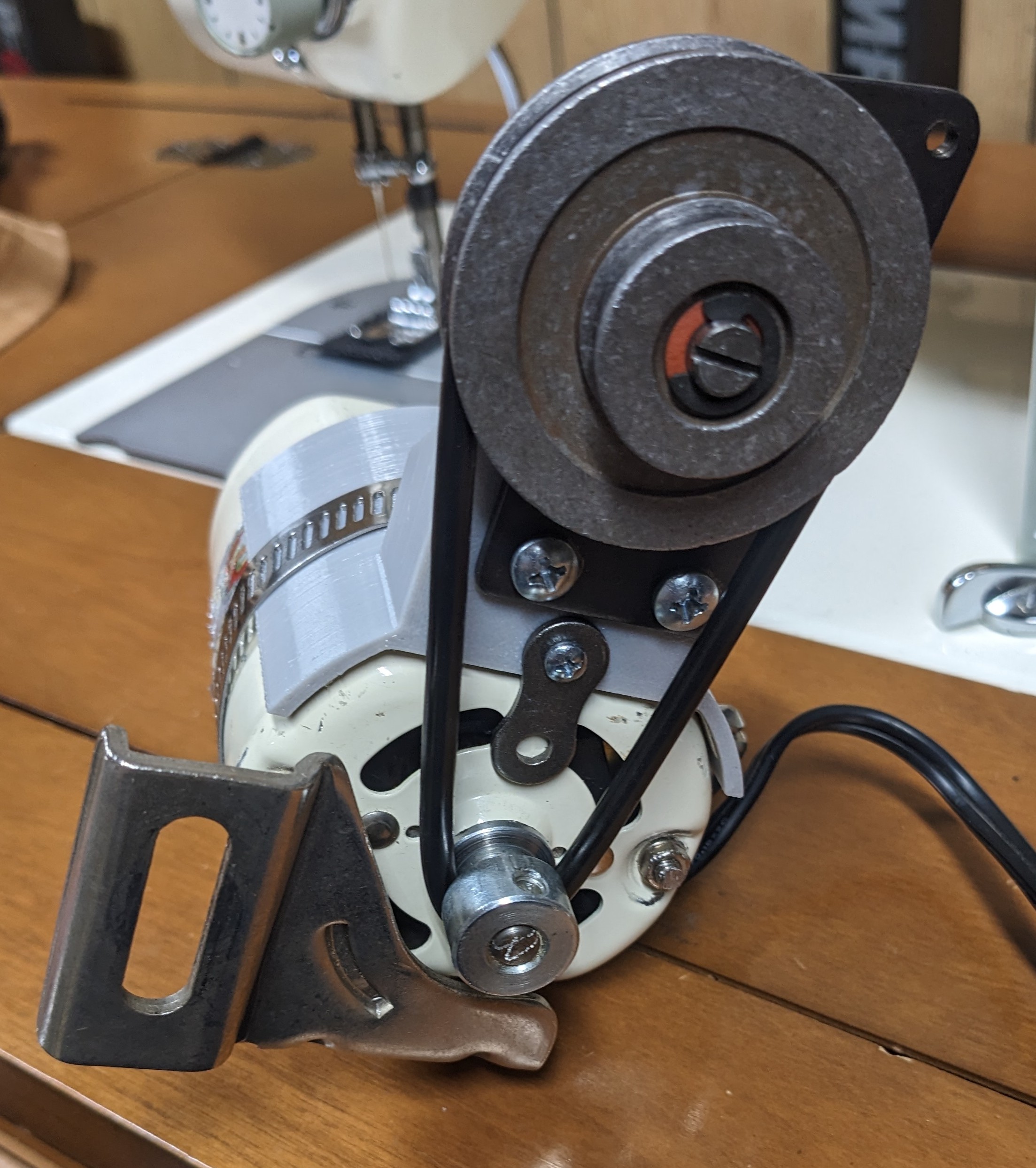 Reduction Pulley for Kenmore Sewing Machine 158.161
