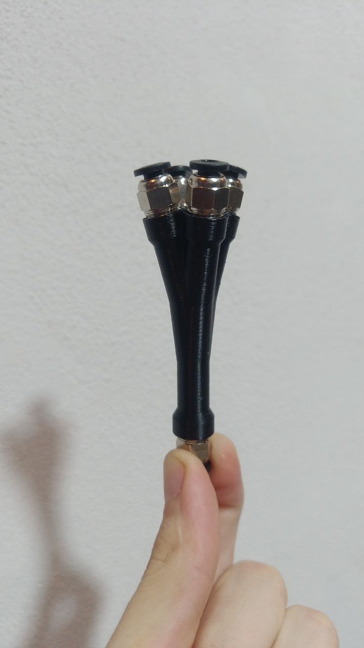 No-Catch 4 way Y splitter PC4-M10