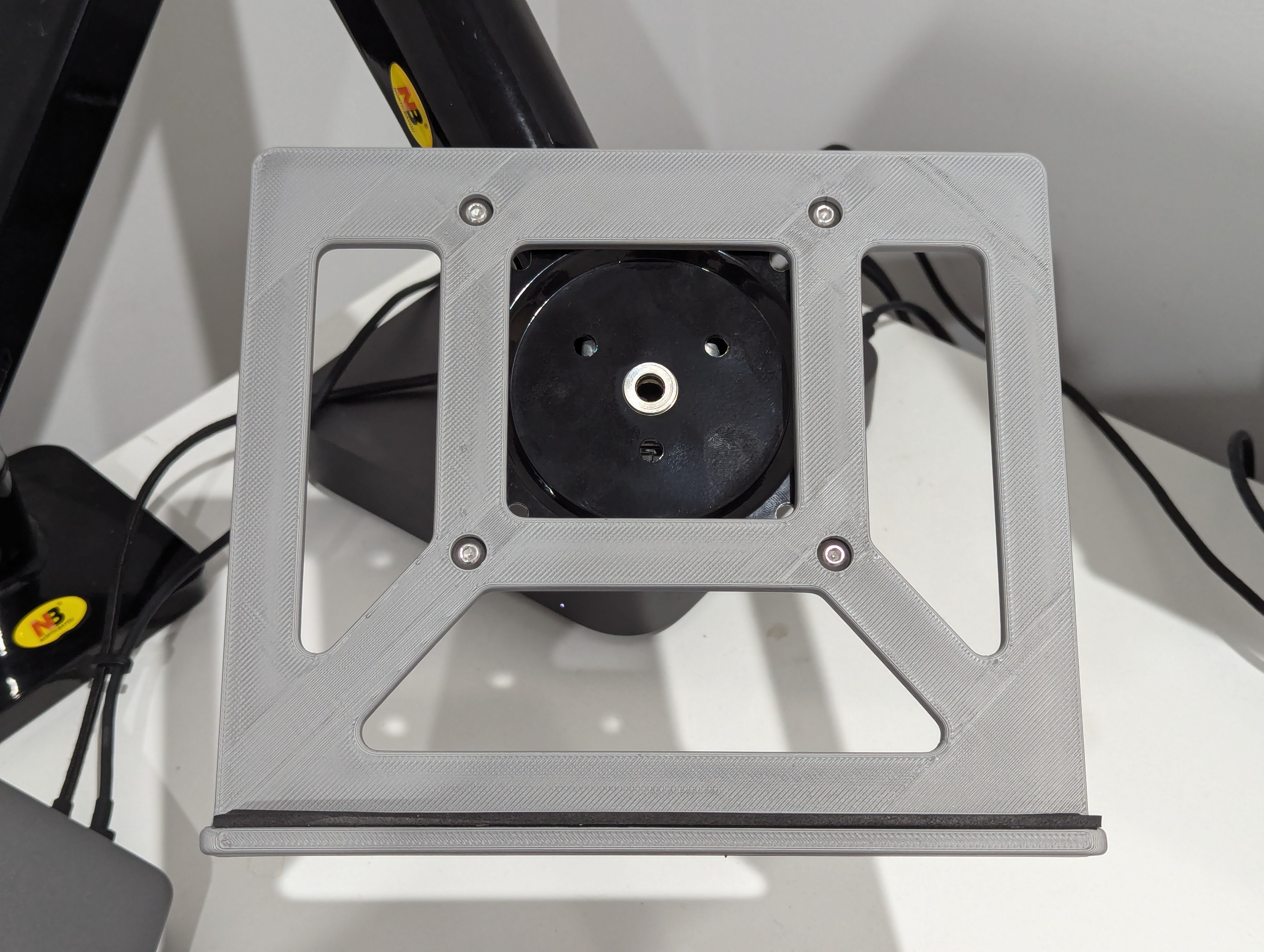 VESA Laptop Mount