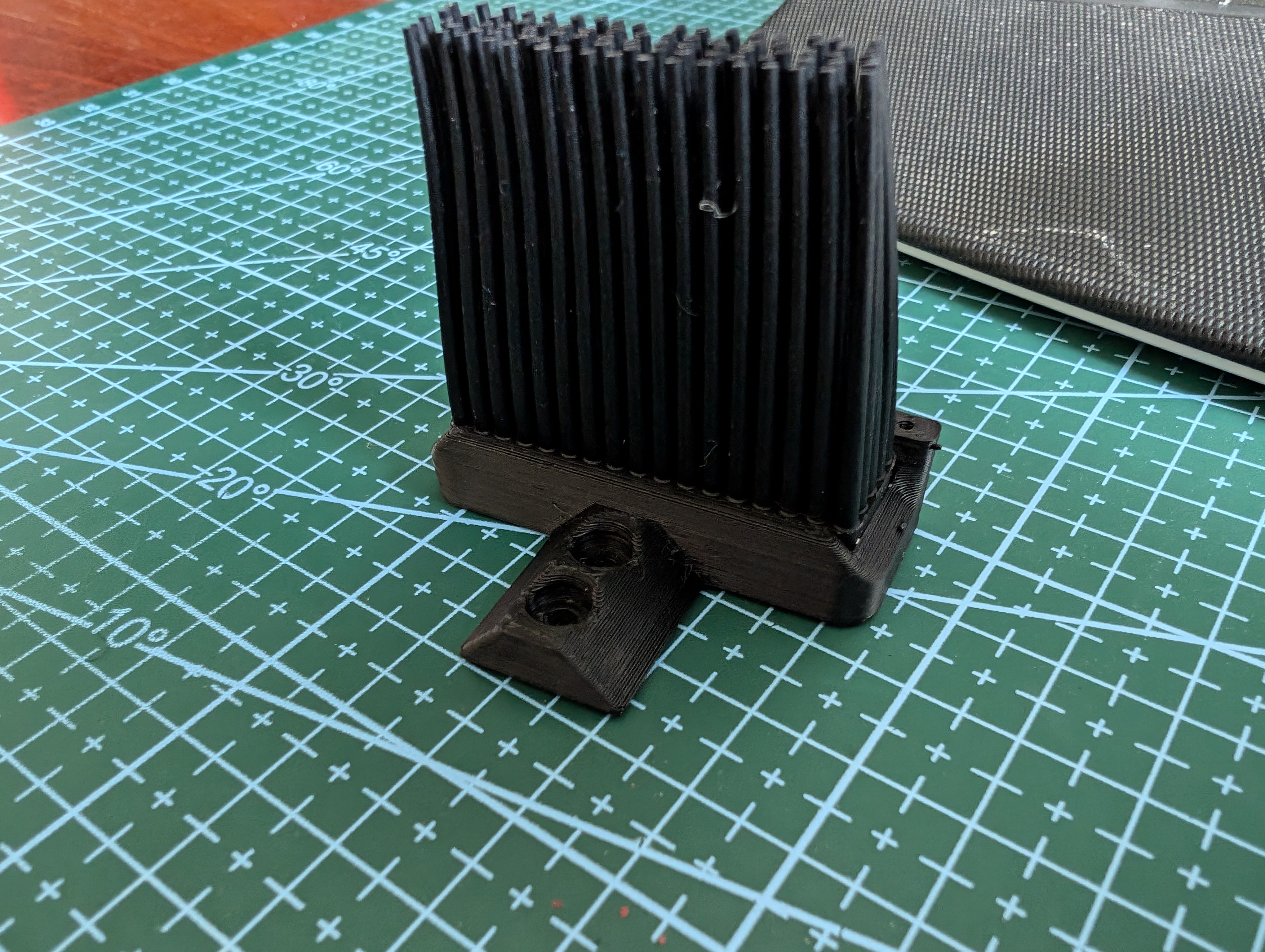 Voron 2.4 Purge Bucket Silicon Brush 3D model thumbnail