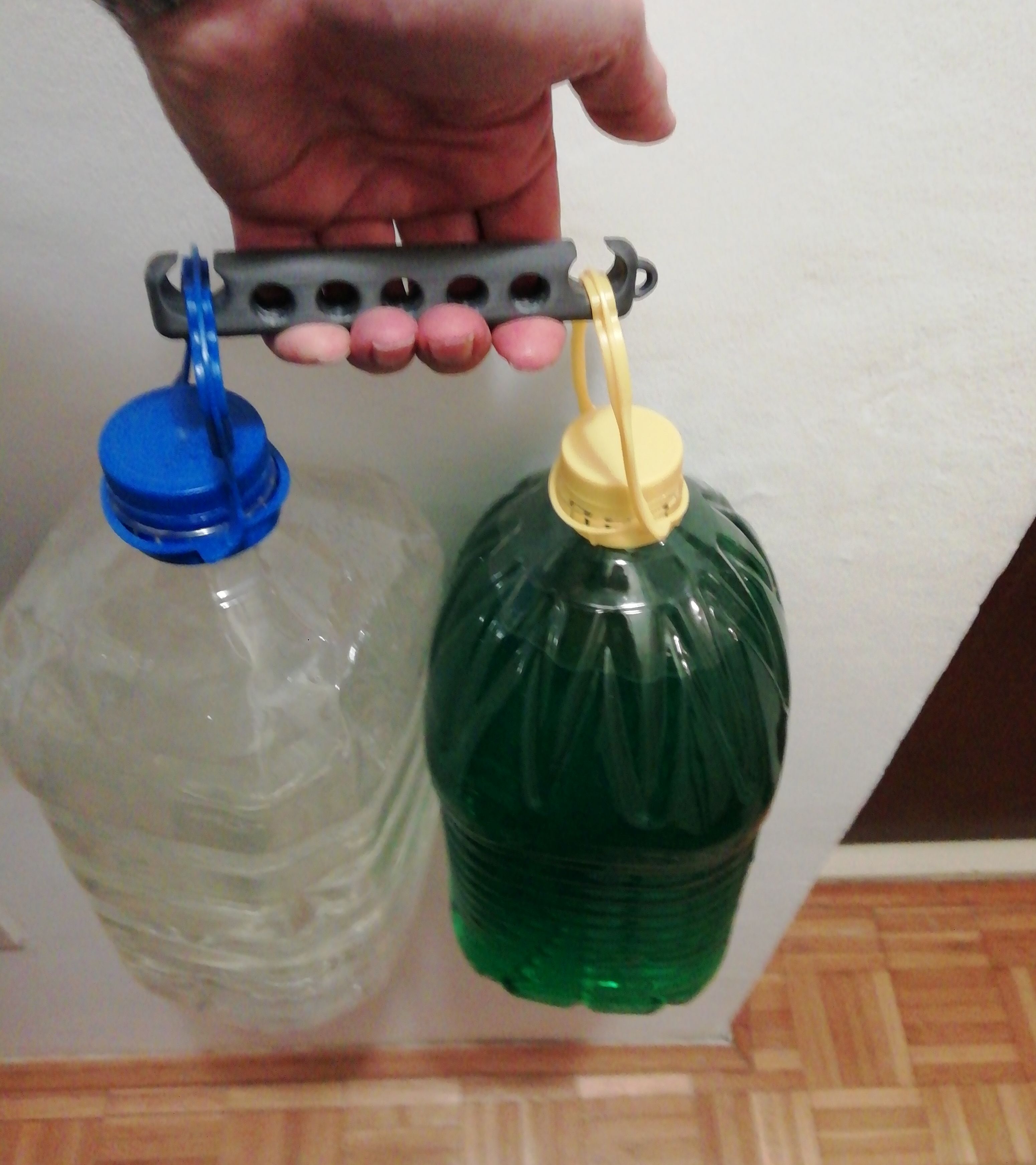 Simple bag&parcel holder — thumbnail 3