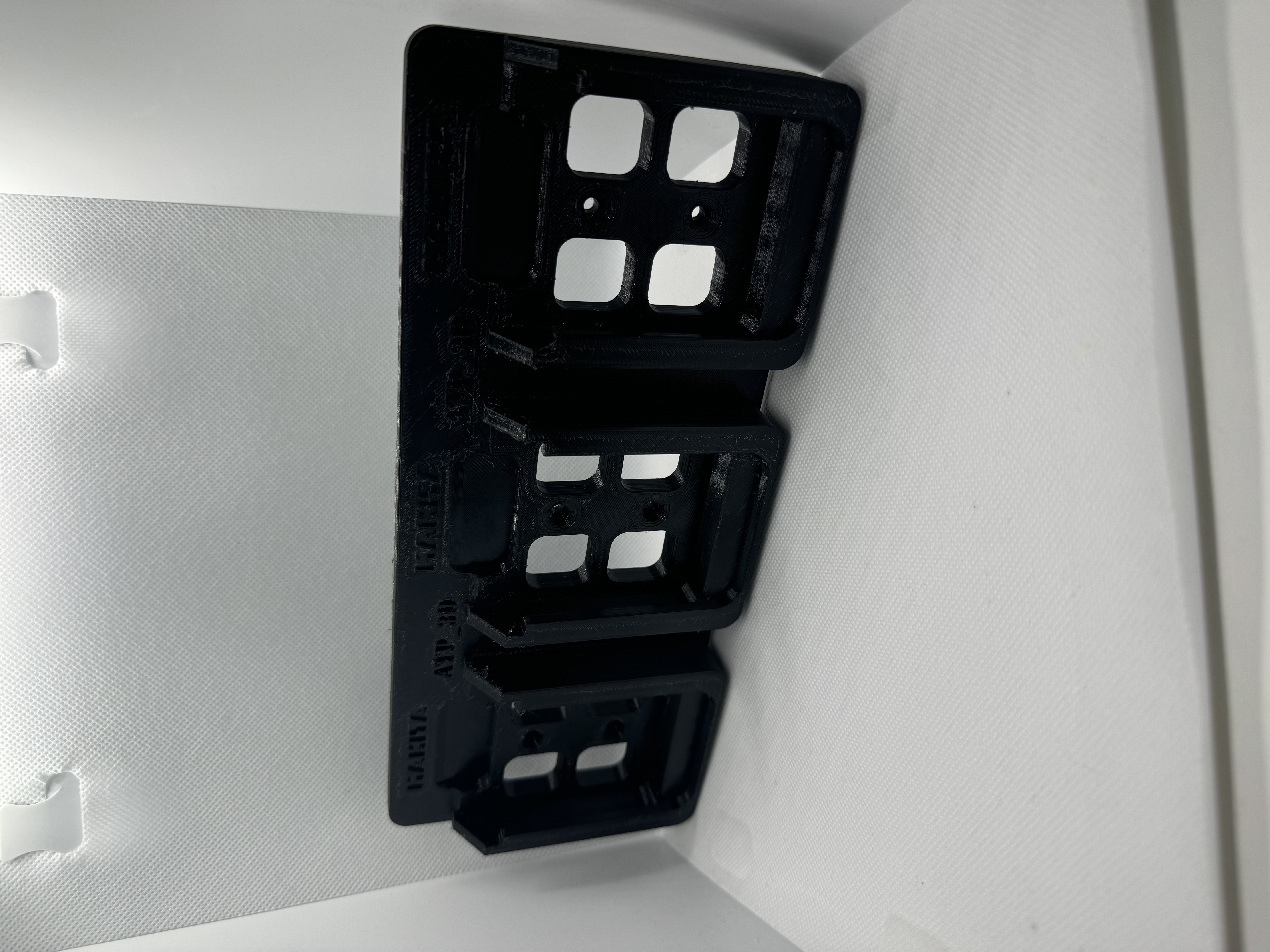 Triple battery holder for Makita