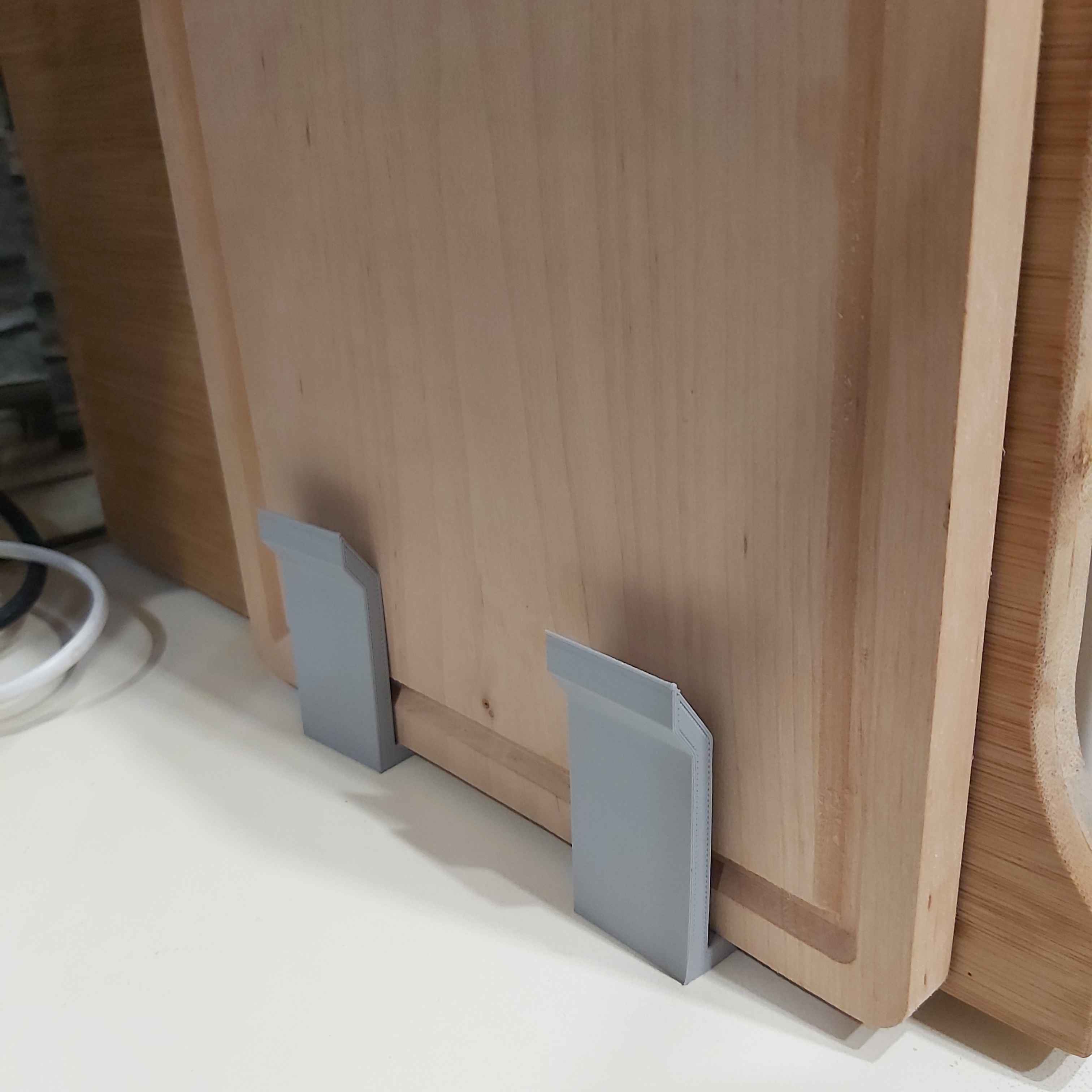 Holder for Kitchen table by Baaalzy Download free STL model