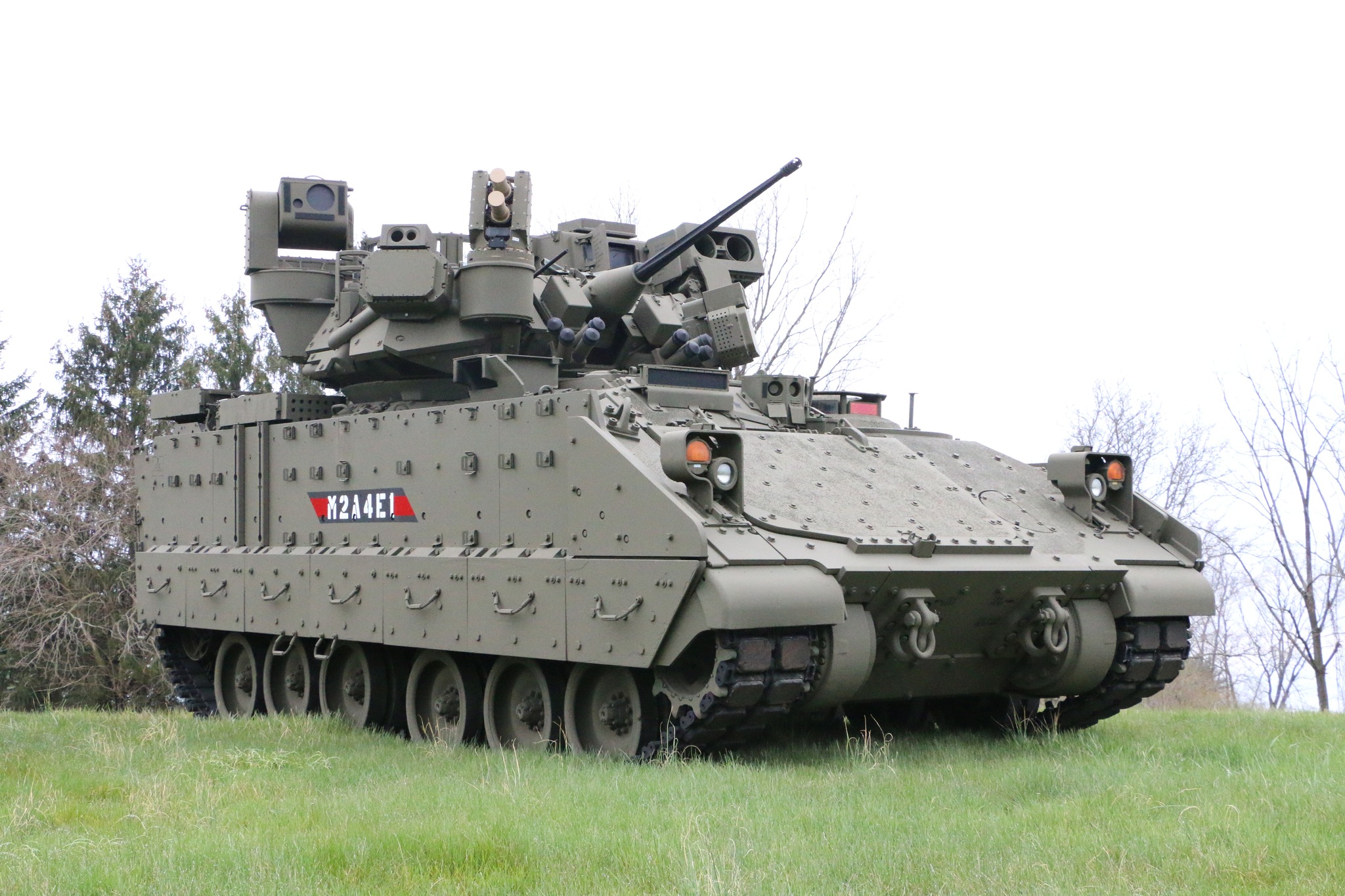 iron fist bradley with moving turret and barrel