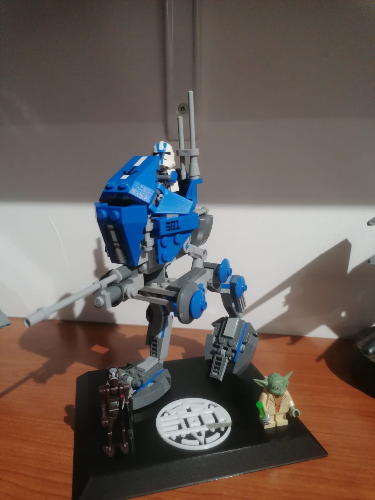 Lego Figure Stands by Biny Download free STL model