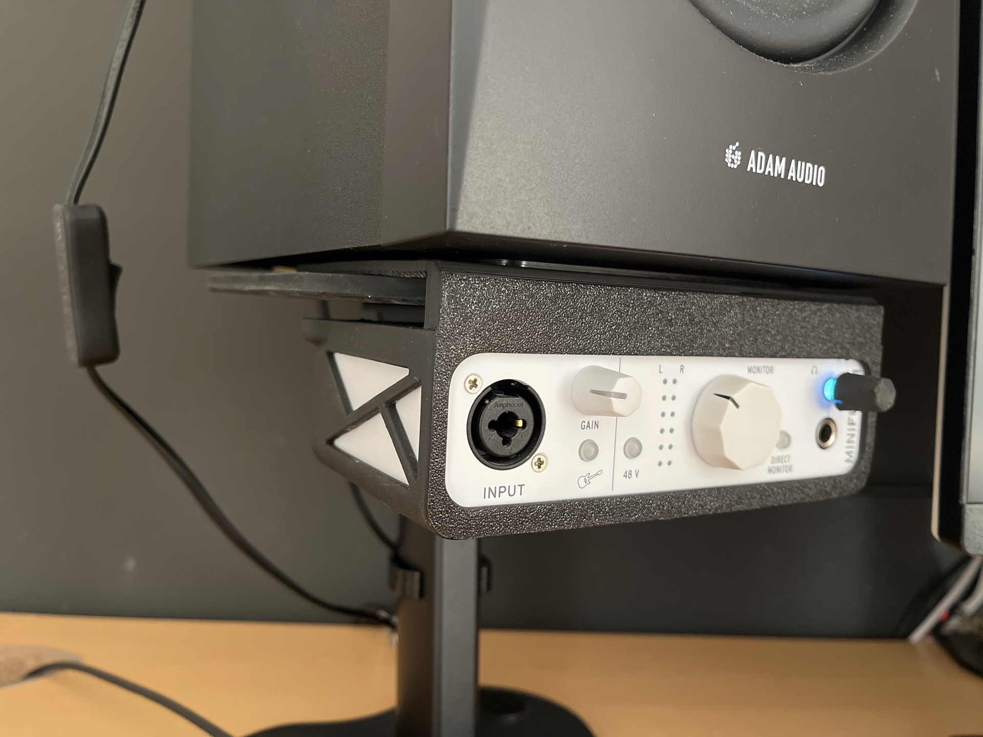 MiniFuse 1 Studio Monitor Stand Mount