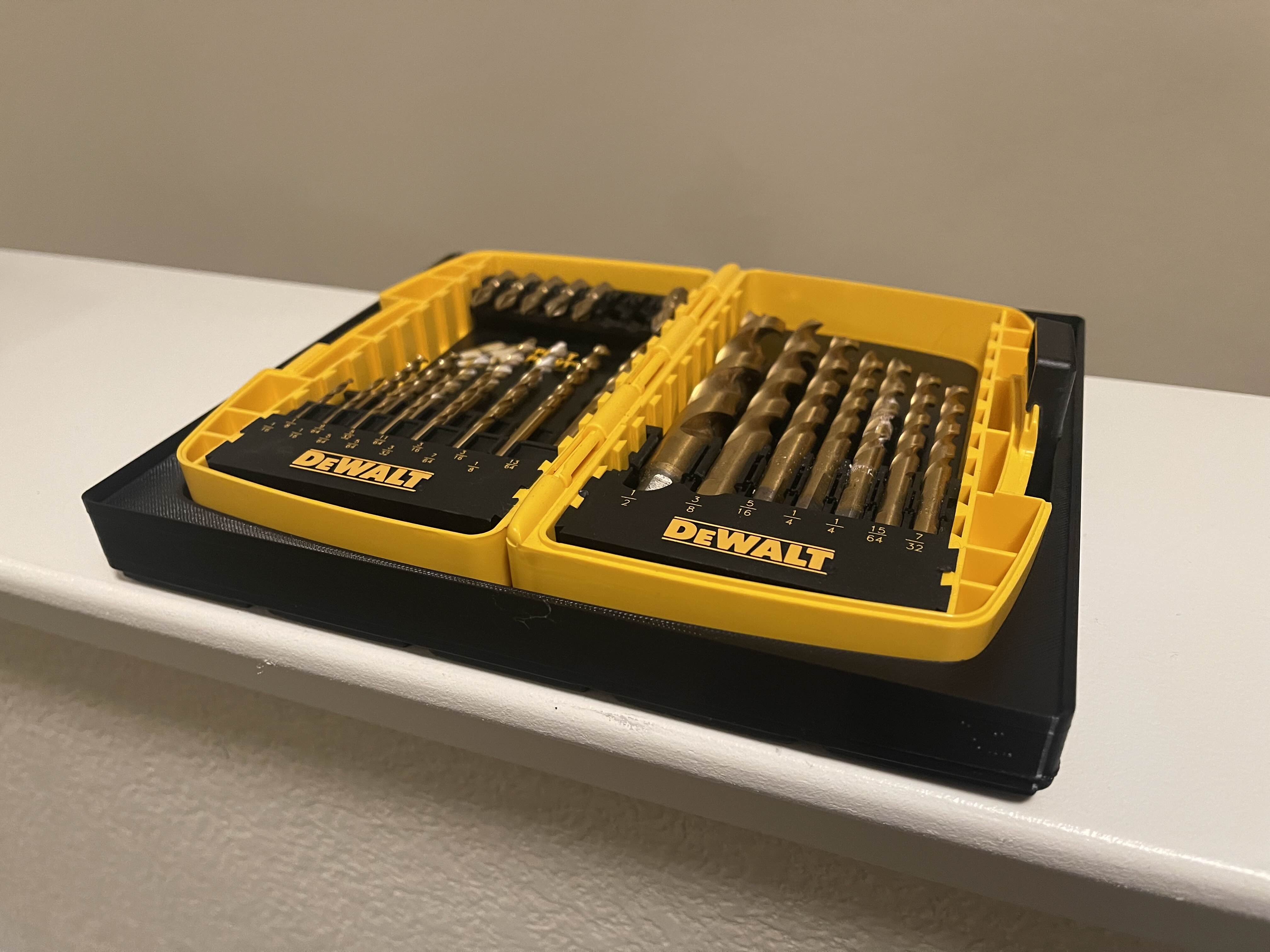 Dewalt Bits Open Box Tray (5x4) - Gridfinity
