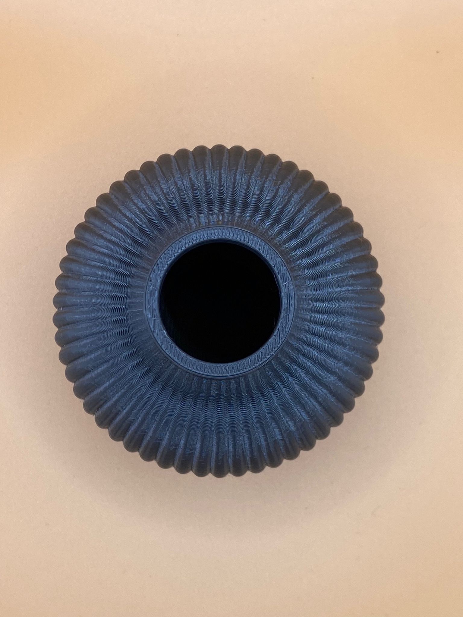 Modern Ribbed Designer Vase by Deltaprints Download free STL model