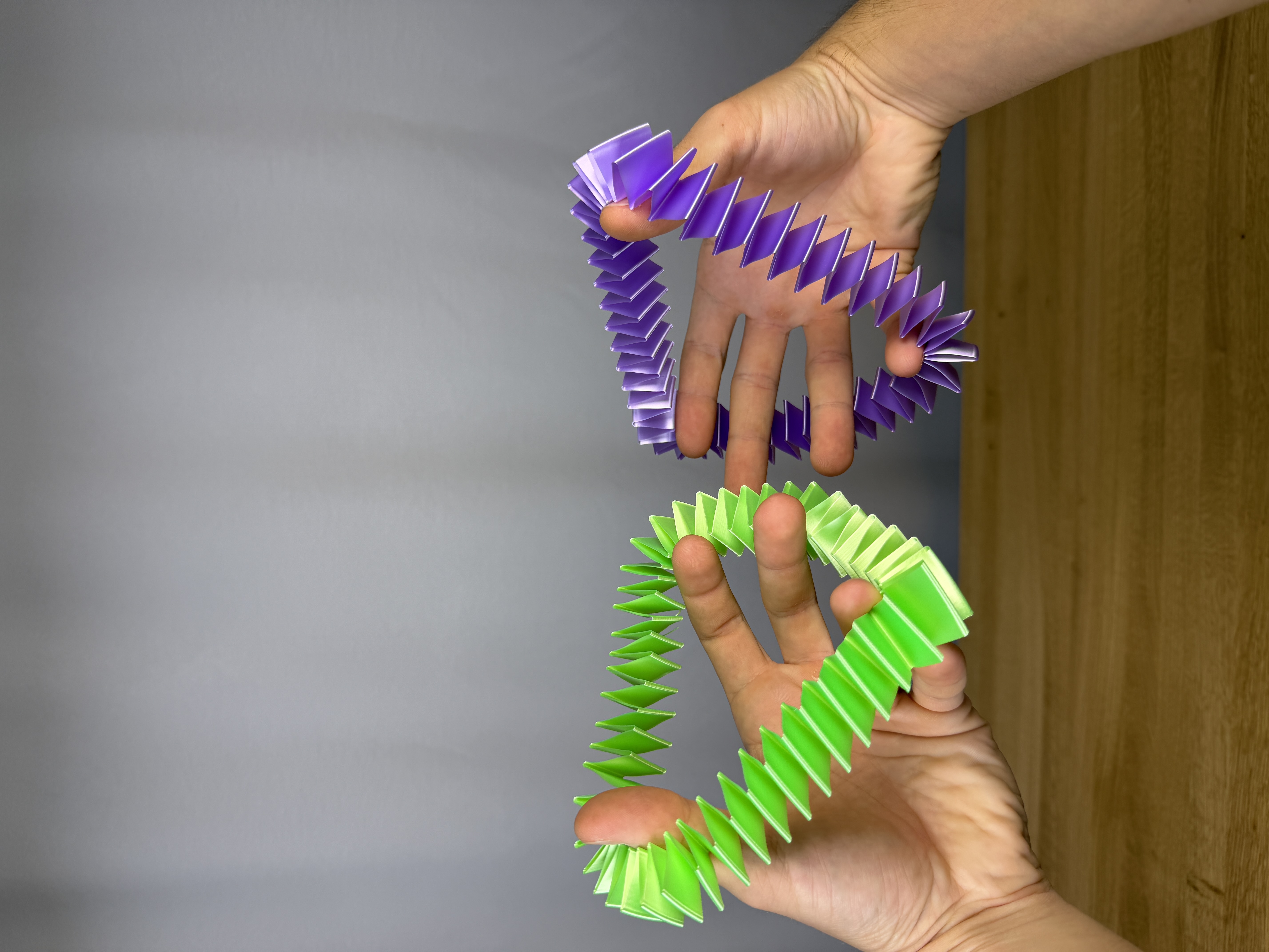 Flexible Squishy Fidget Loop — miniatura 3