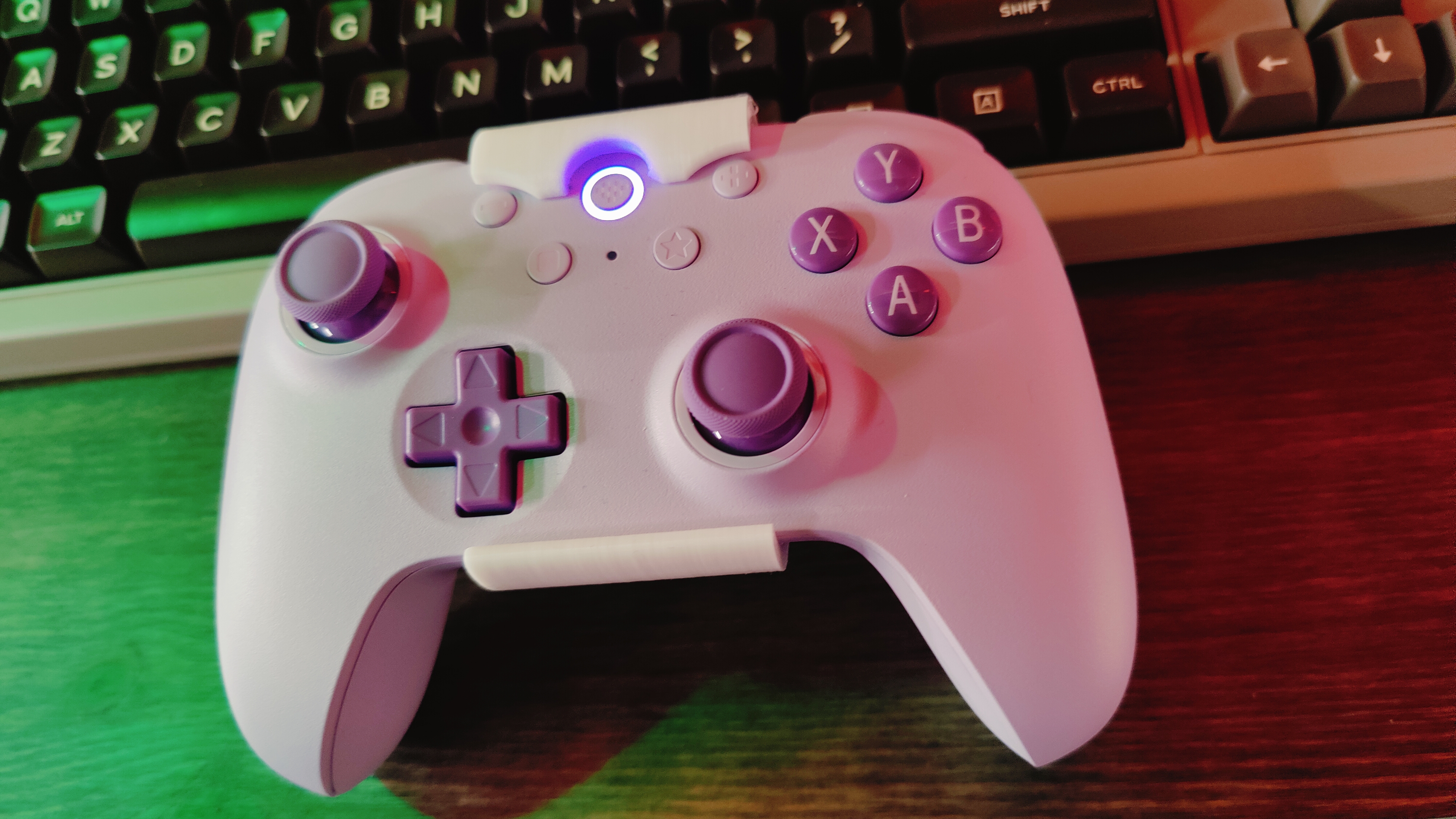 8BitDo Ultimate 2C Controller Wall Holder — miniatura 2